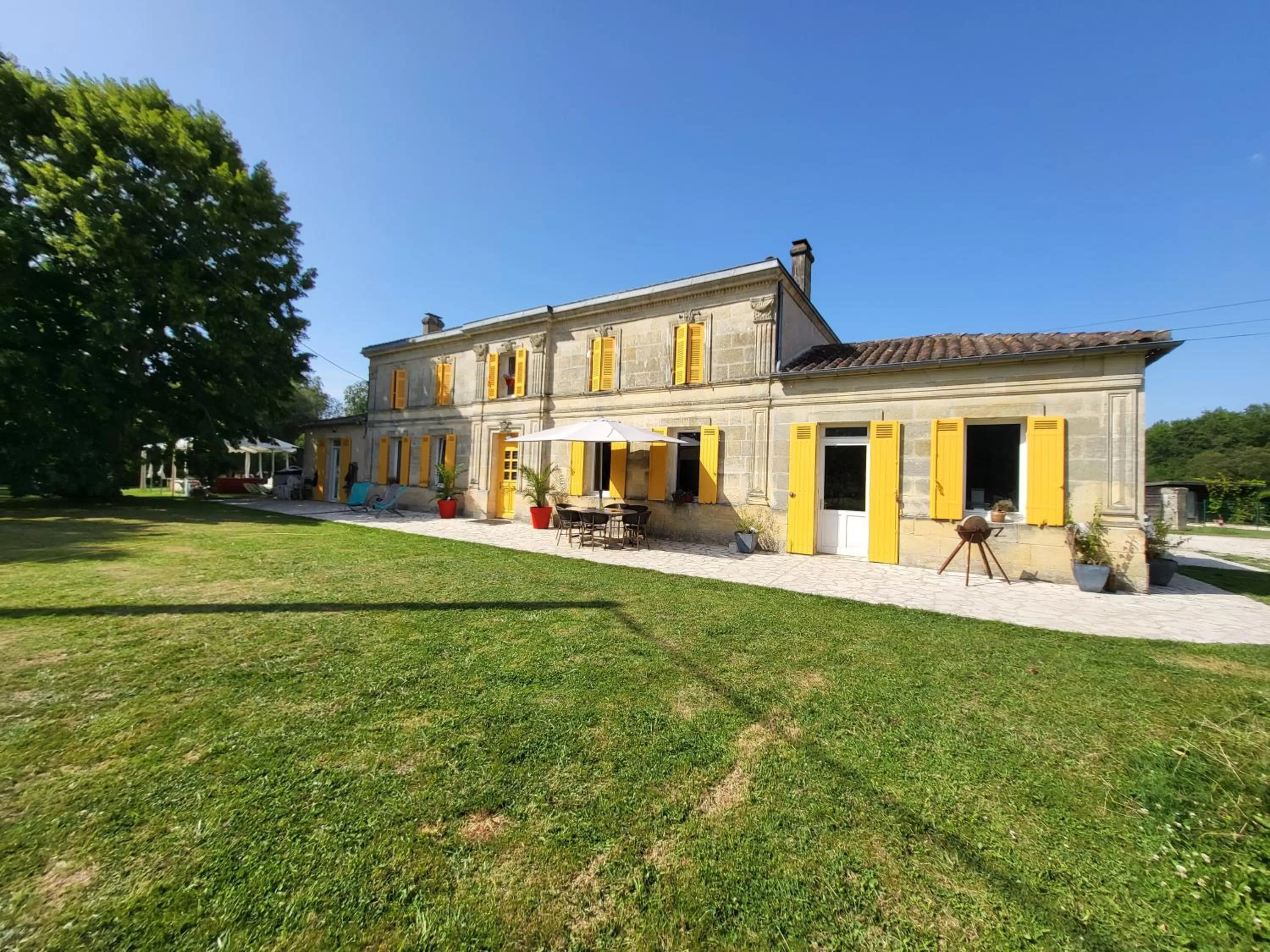 Garden, Property Building in Domaine de La Sarrotte