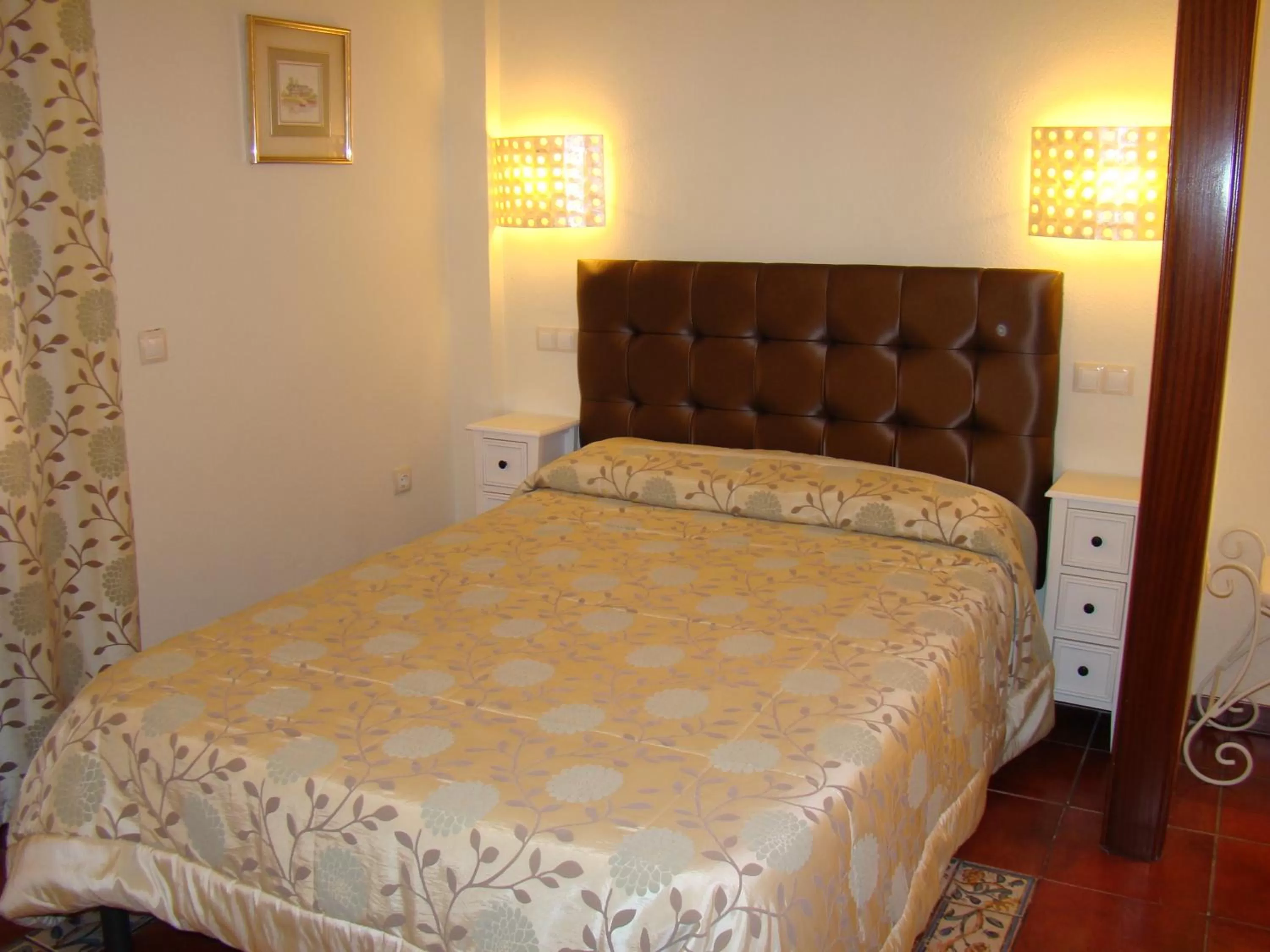 Bedroom, Bed in Escua