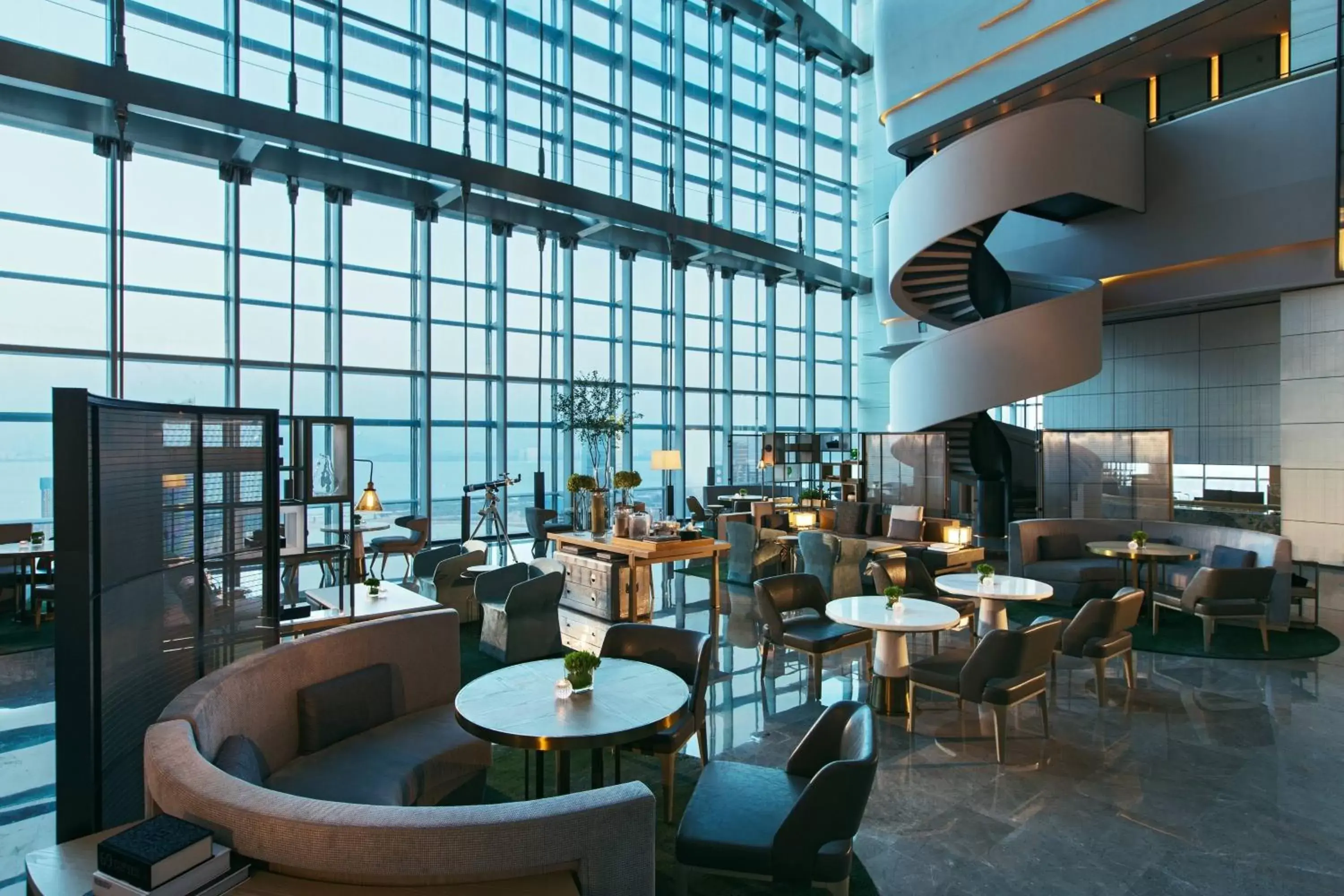 Lounge or bar, Lounge/Bar in Shenzhen Marriott Hotel Nanshan