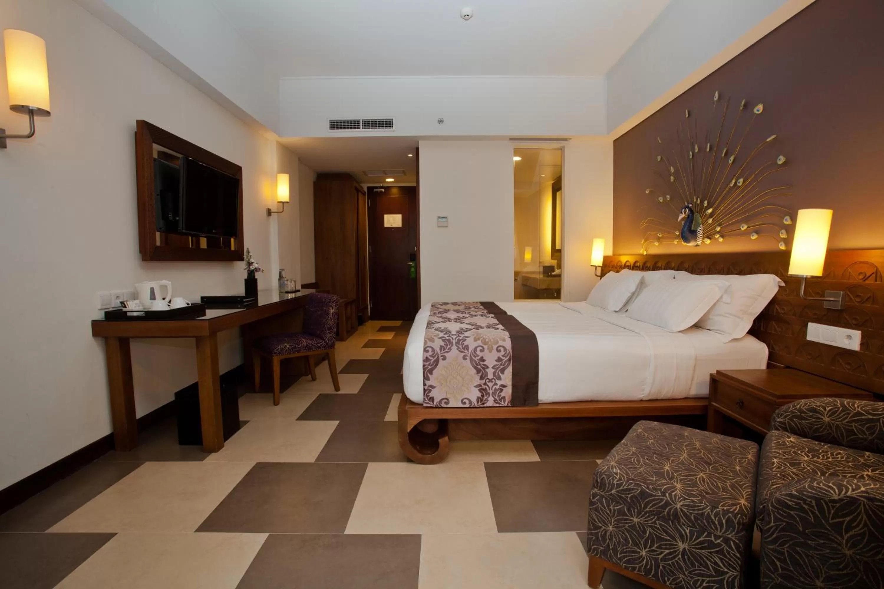 Bedroom, Bed in Sun Island Hotel & Spa Kuta