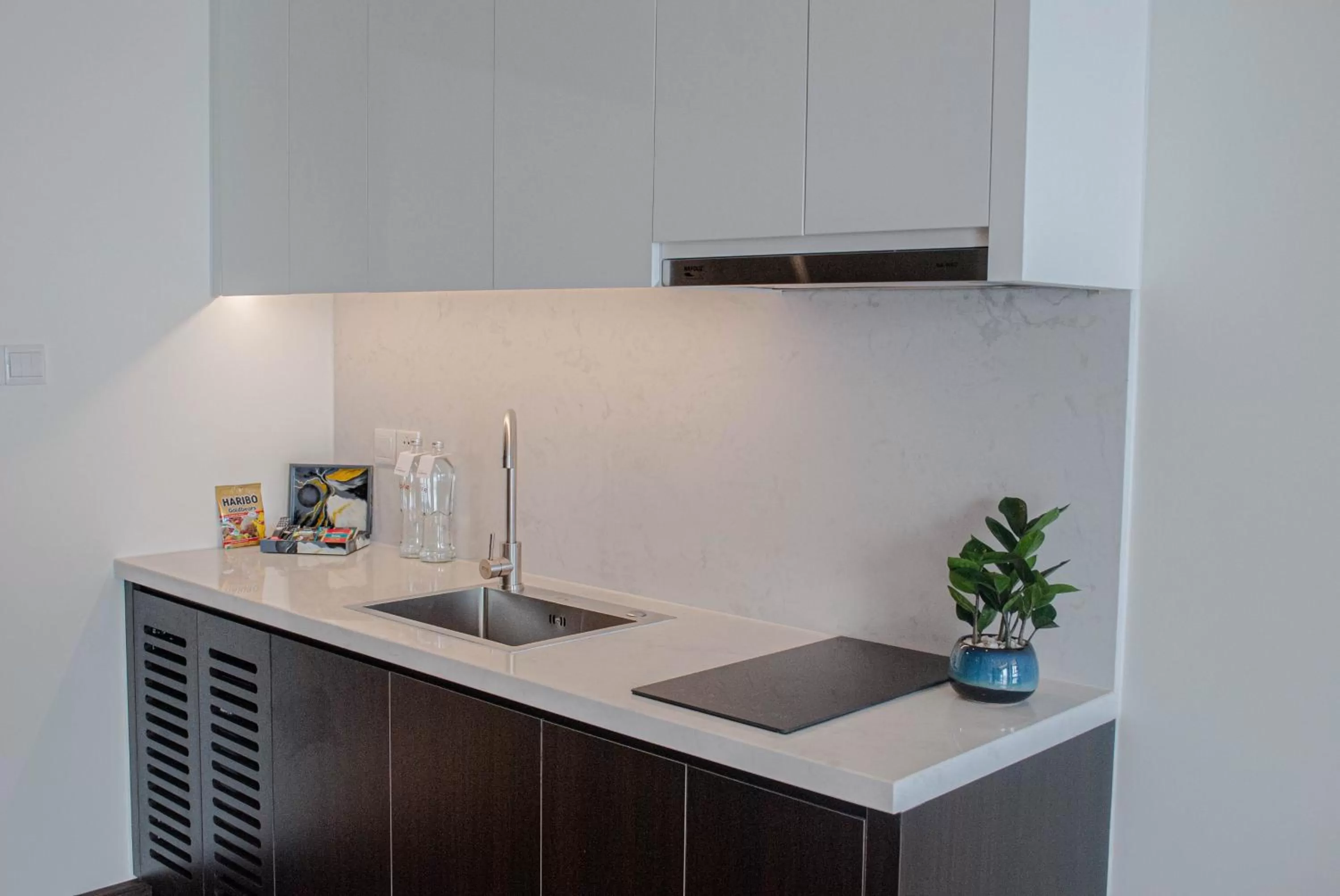 Kitchen or kitchenette in Best Western Premier Sapphire Ha Long