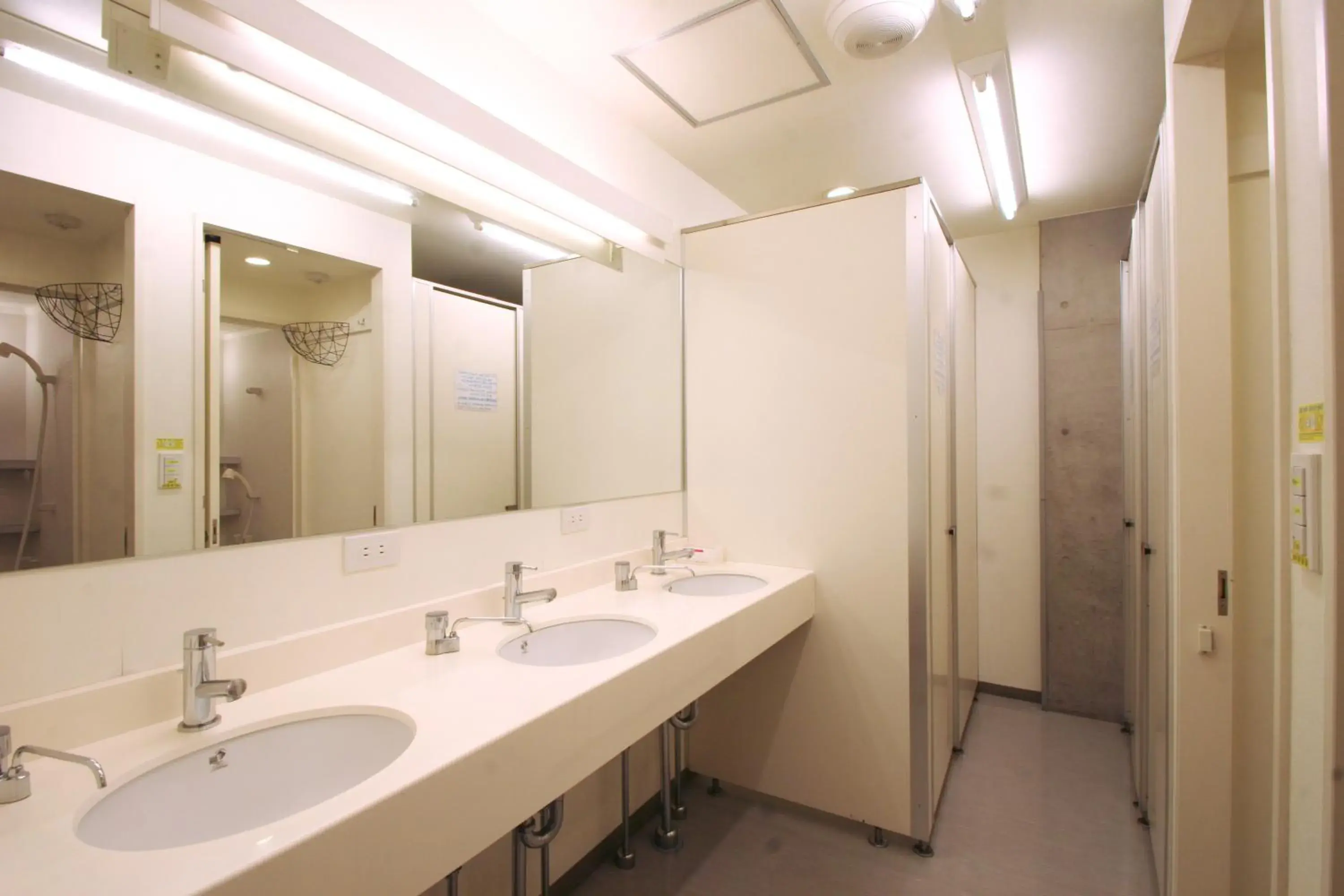 Bathroom in Sakura Hostel Asakusa