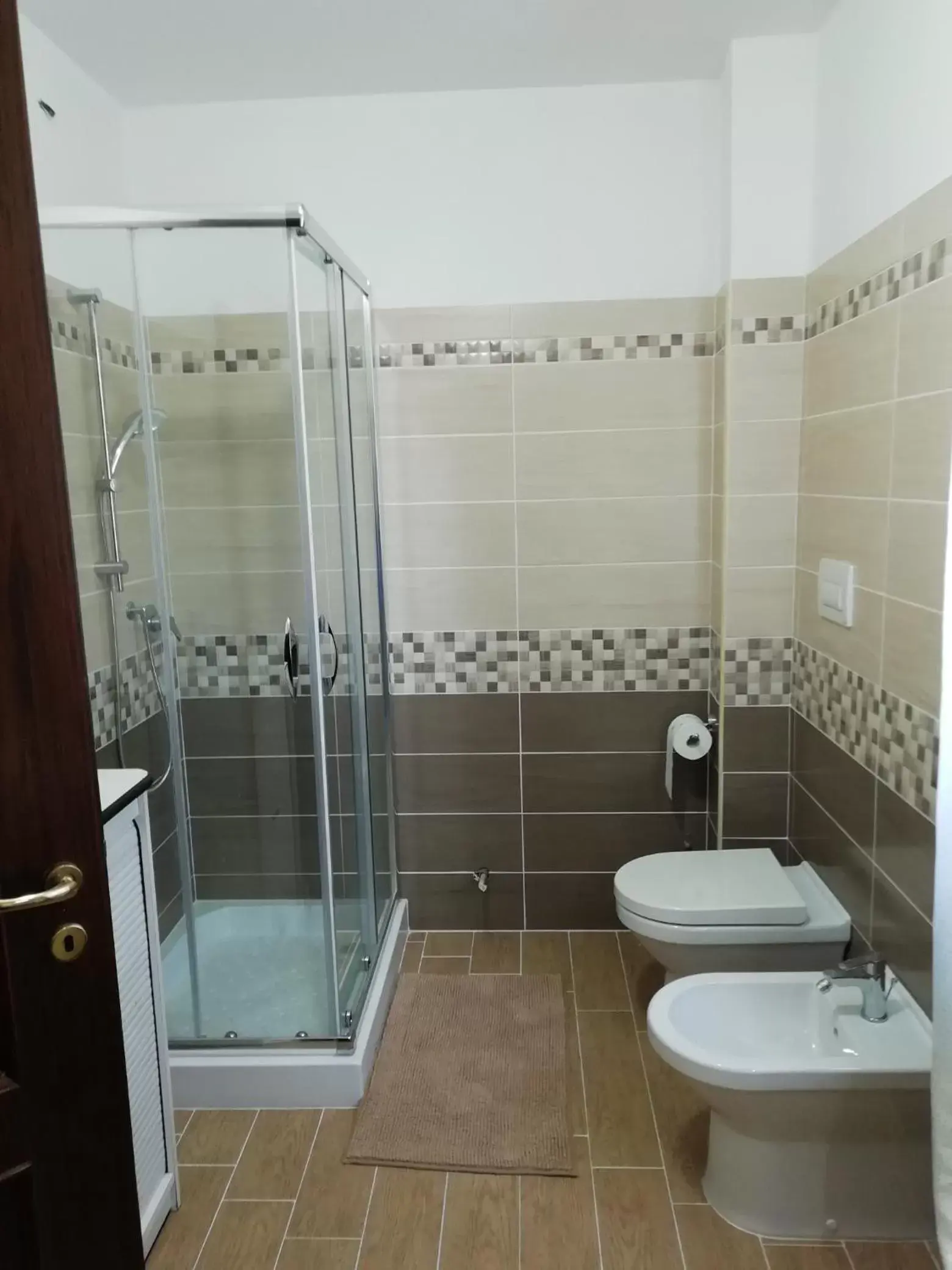 Shower, Bathroom in Aria Di mare