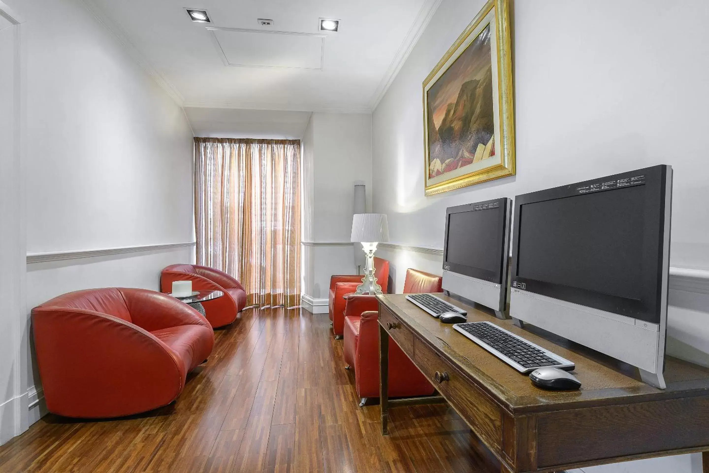 Place of worship, TV/Entertainment Center in Gambrinus Hotel