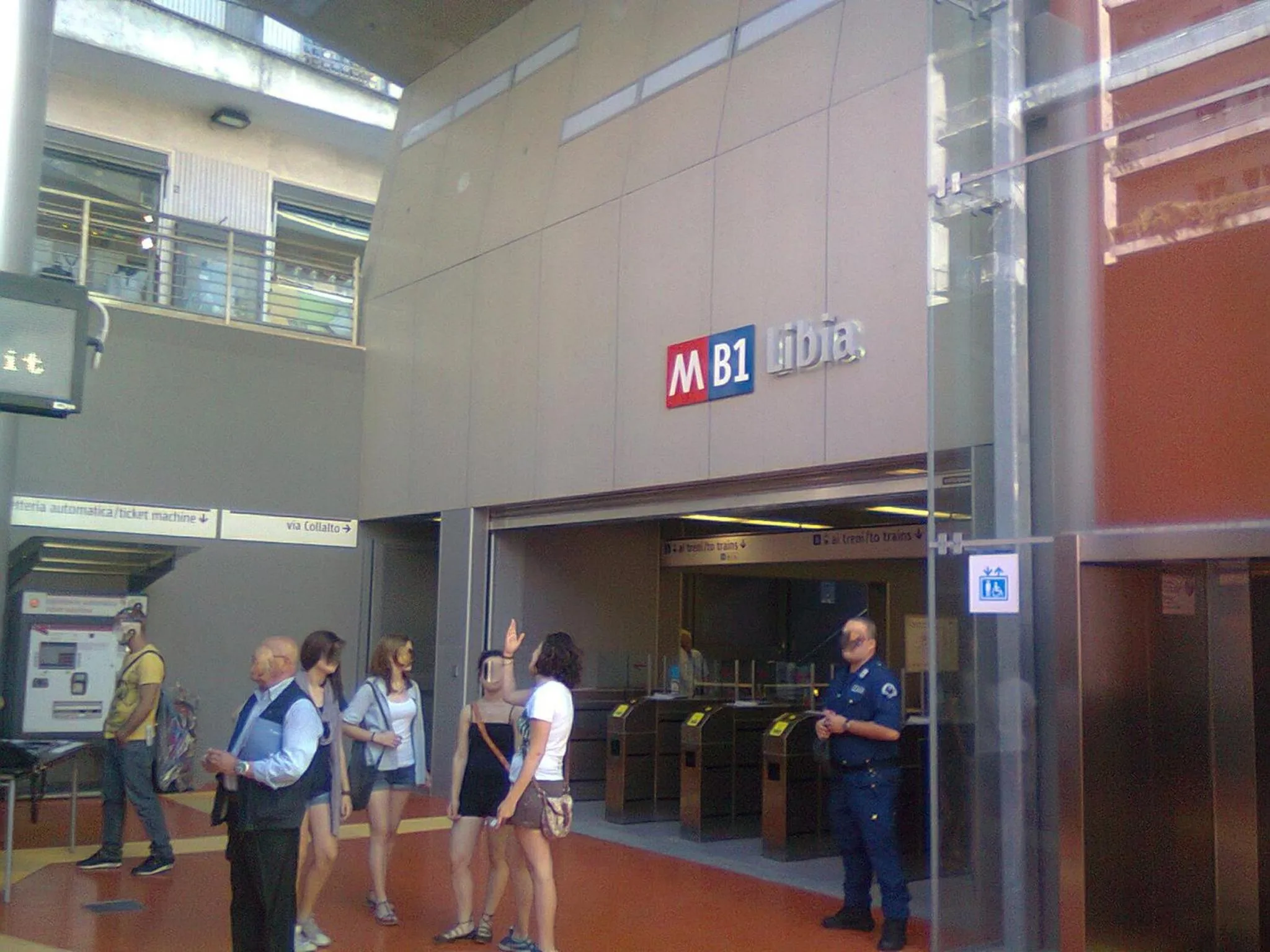 Area and facilities in Avec Moi Roma