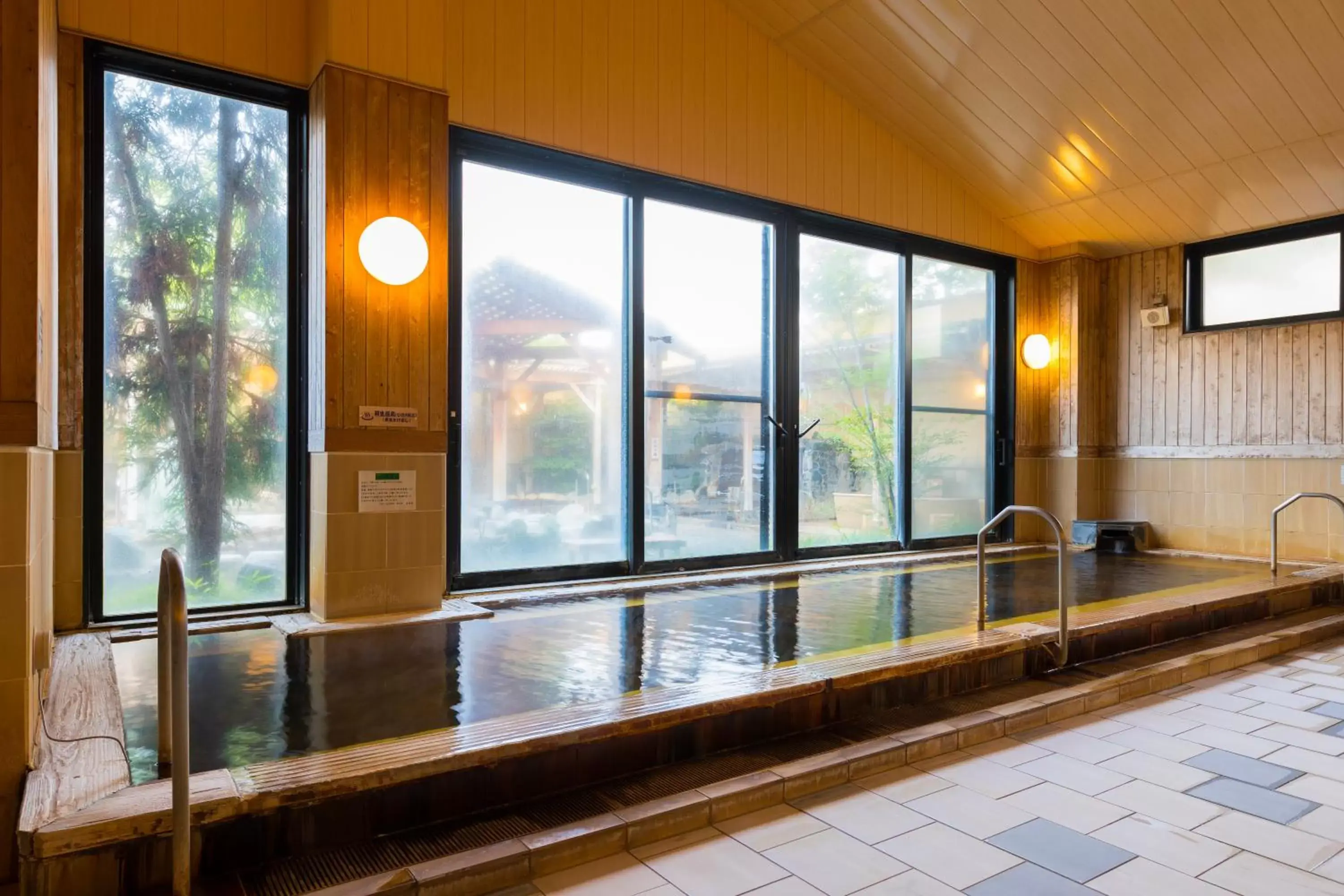 Hot Spring Bath, Swimming Pool in Route Inn Grantia Hanyu Spa Resort