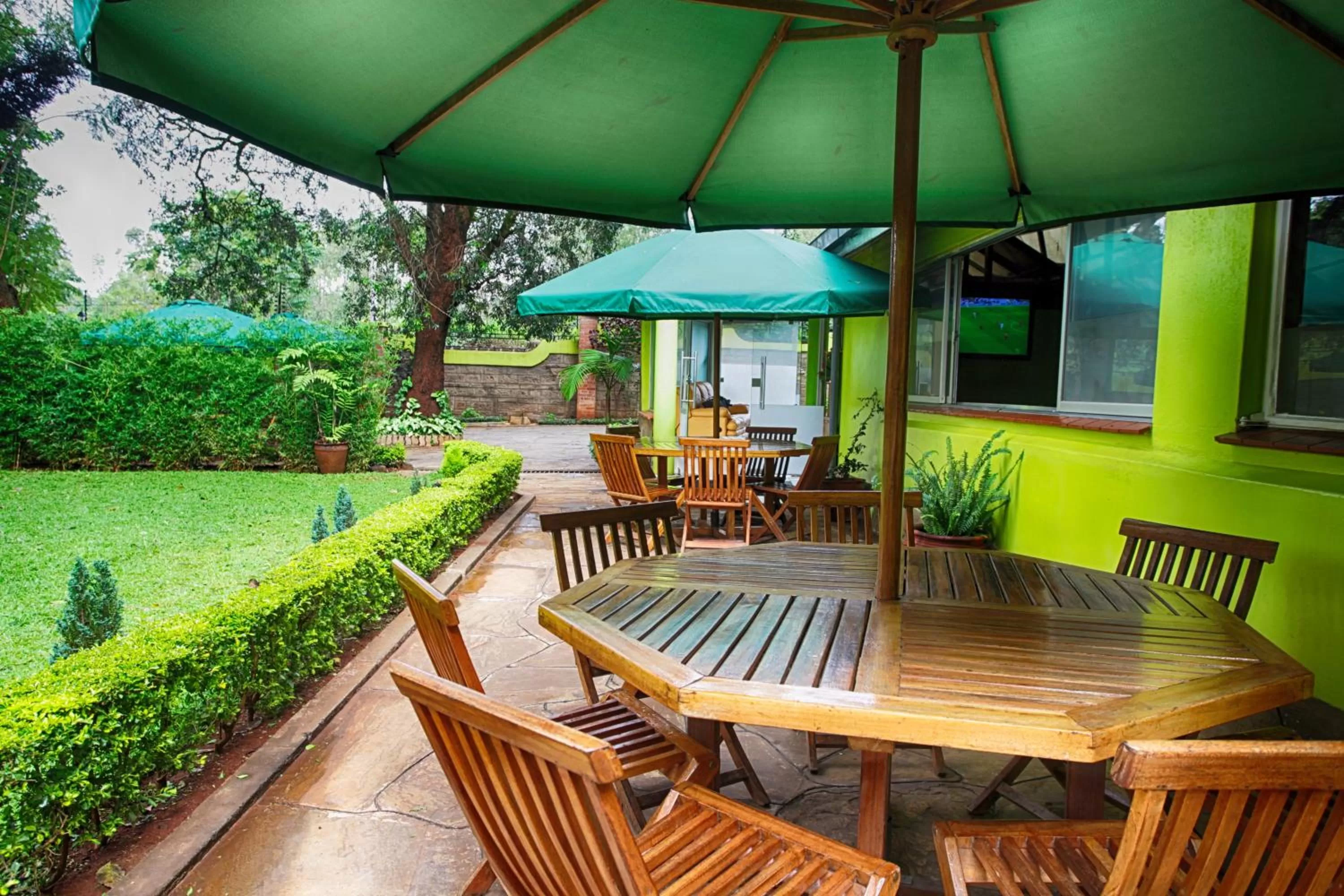 Restaurant/places to eat in Appleton Resort