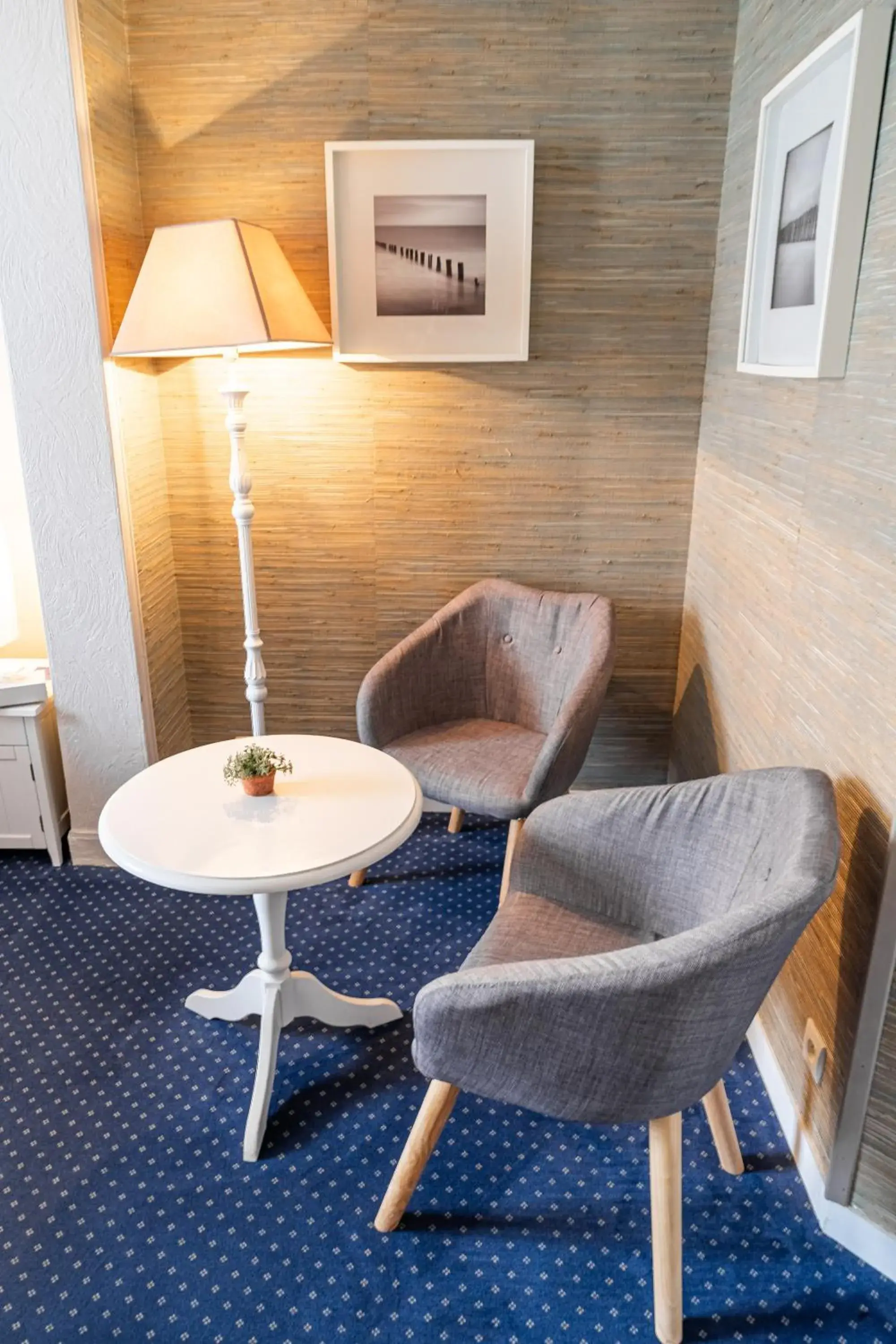 Seating Area in Cit'Hotel Normandy Hotel Pornichet La Baule