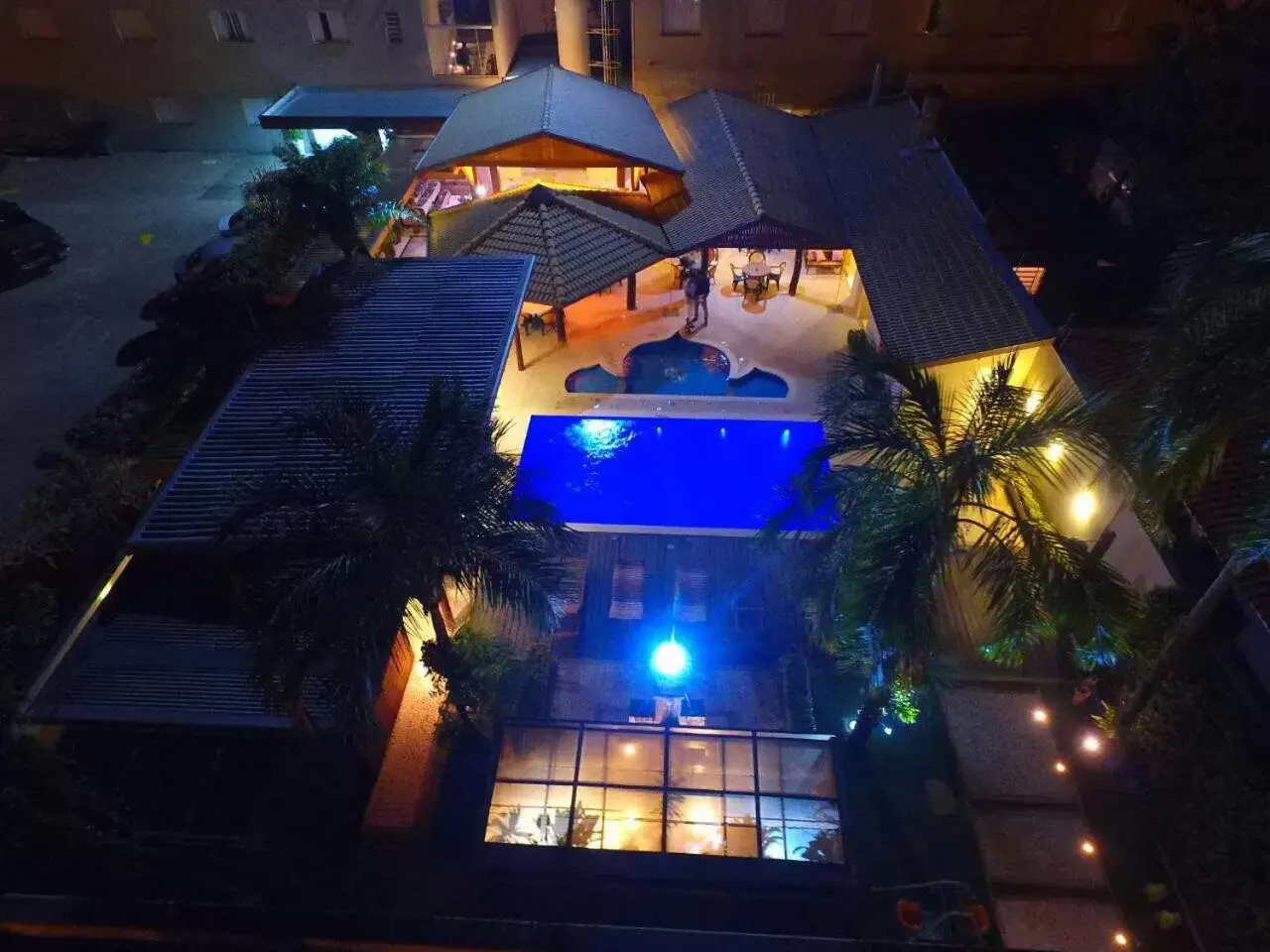BBQ facilities, Pool View in Taj Hotel
