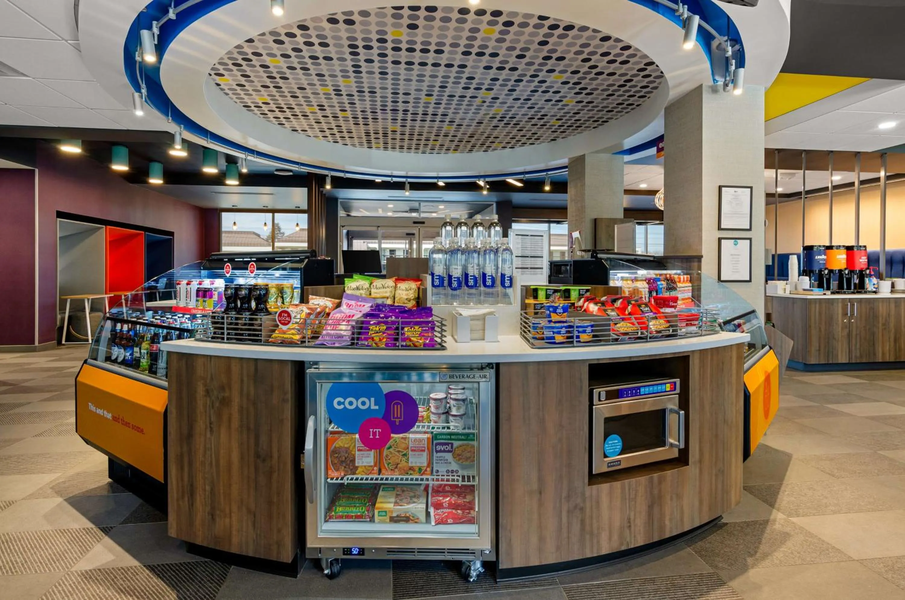 Restaurant/places to eat in Tru By Hilton Christiansburg