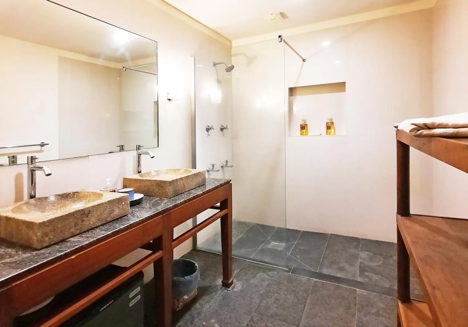 Bathroom in Saratha Vilas Chettinad