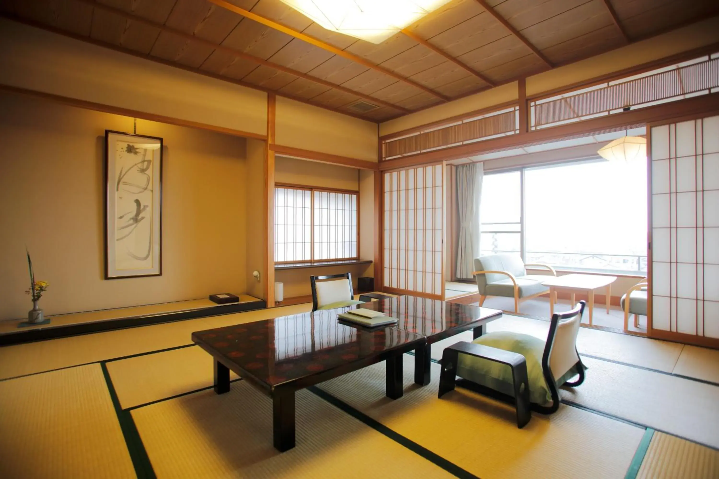 Photo of the whole room, Seating Area in Hatori
