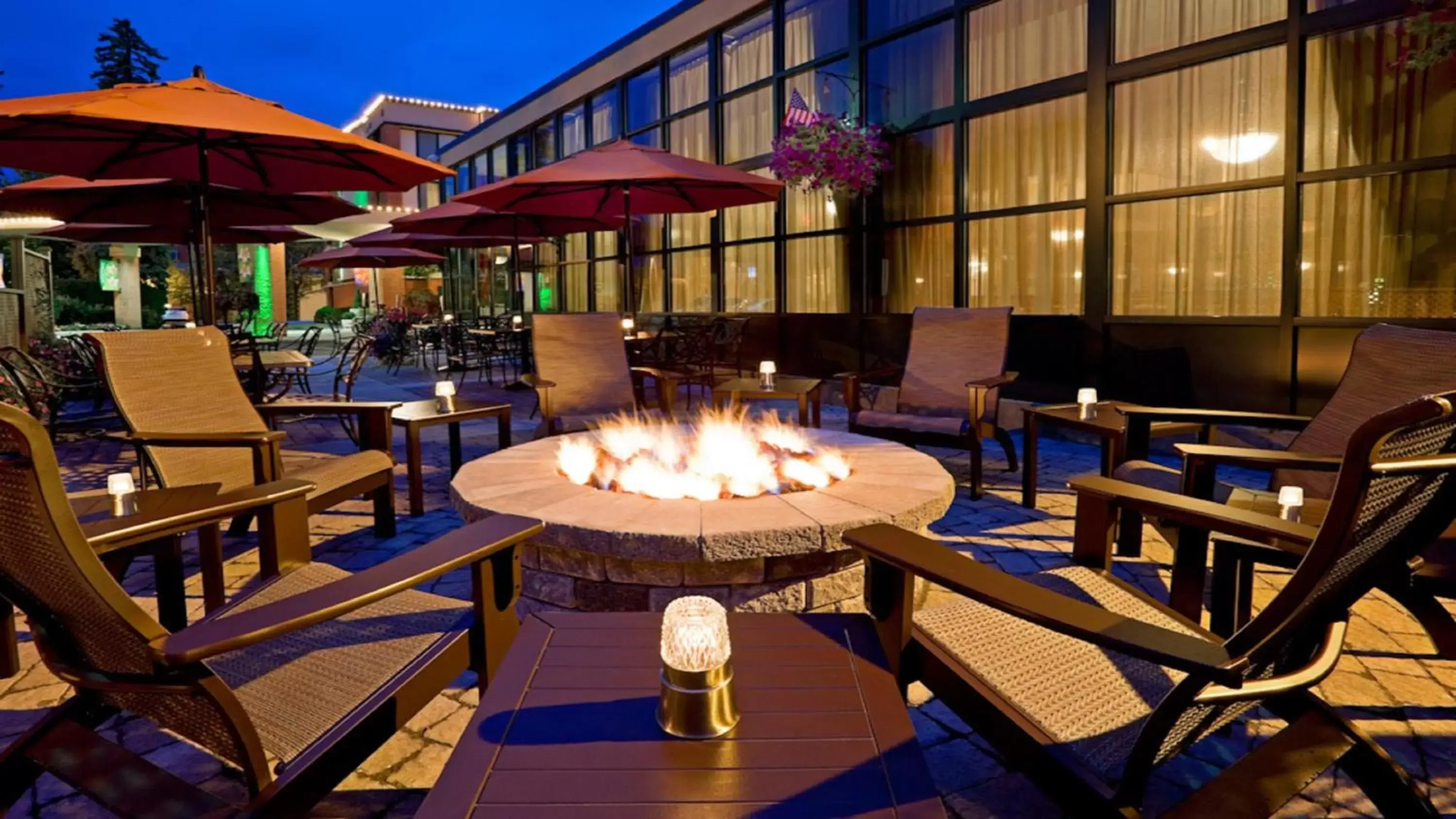 Lobby or reception, Restaurant/Places to Eat in Holiday Inn Saratoga Springs, an IHG Hotel