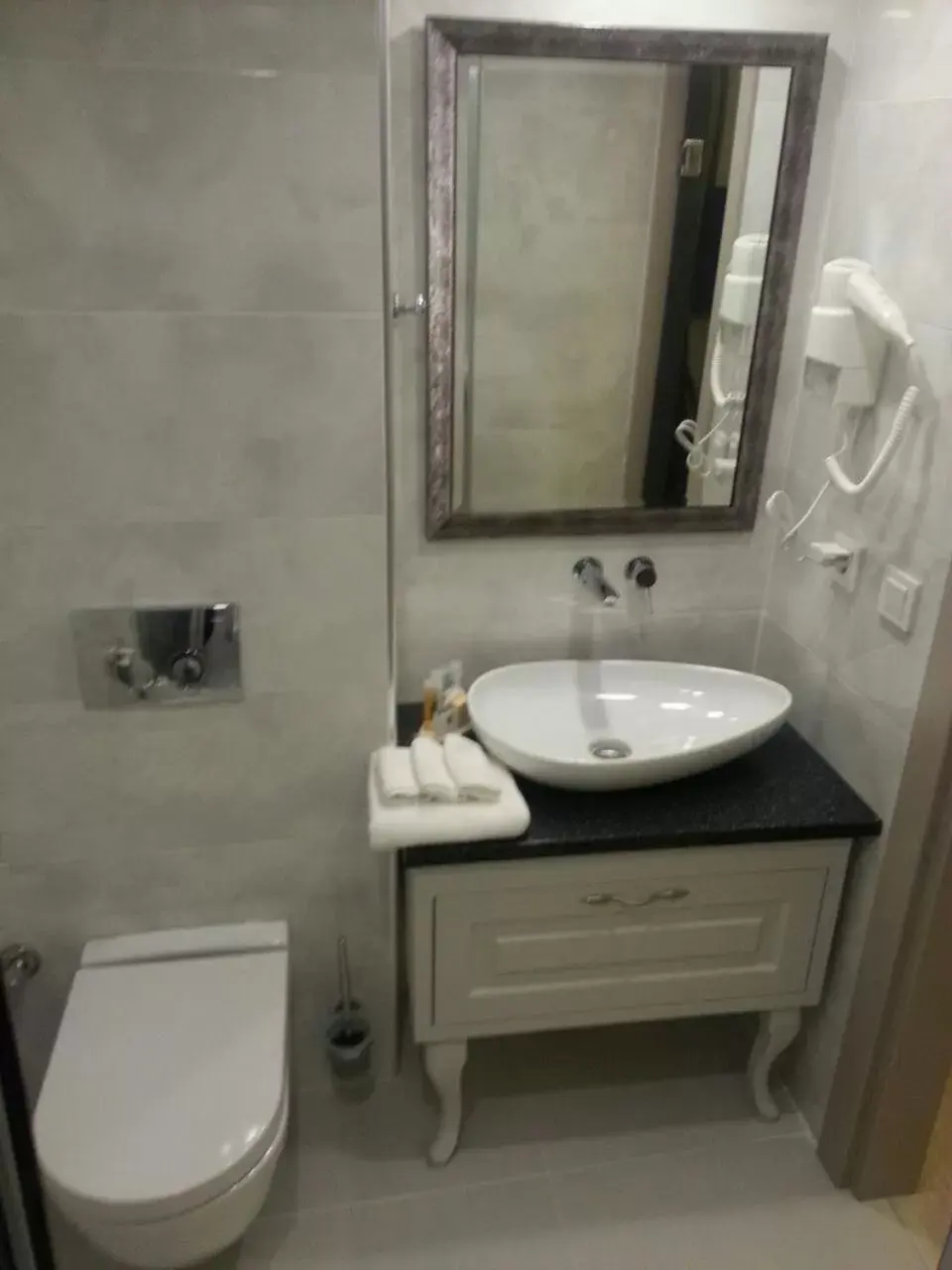 Shower, Bathroom in Galata Grace