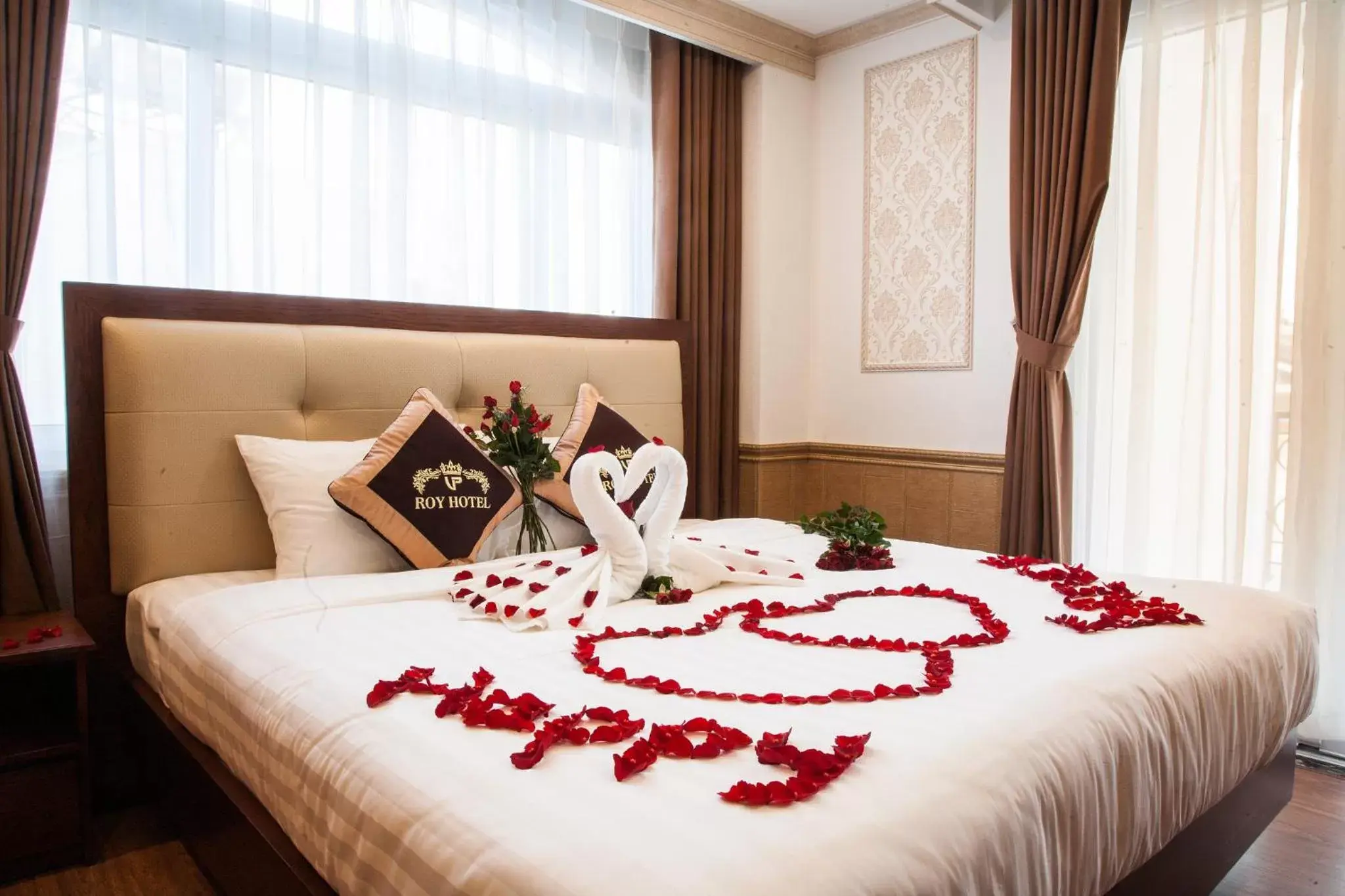 Bed in Roy Dala Hotel