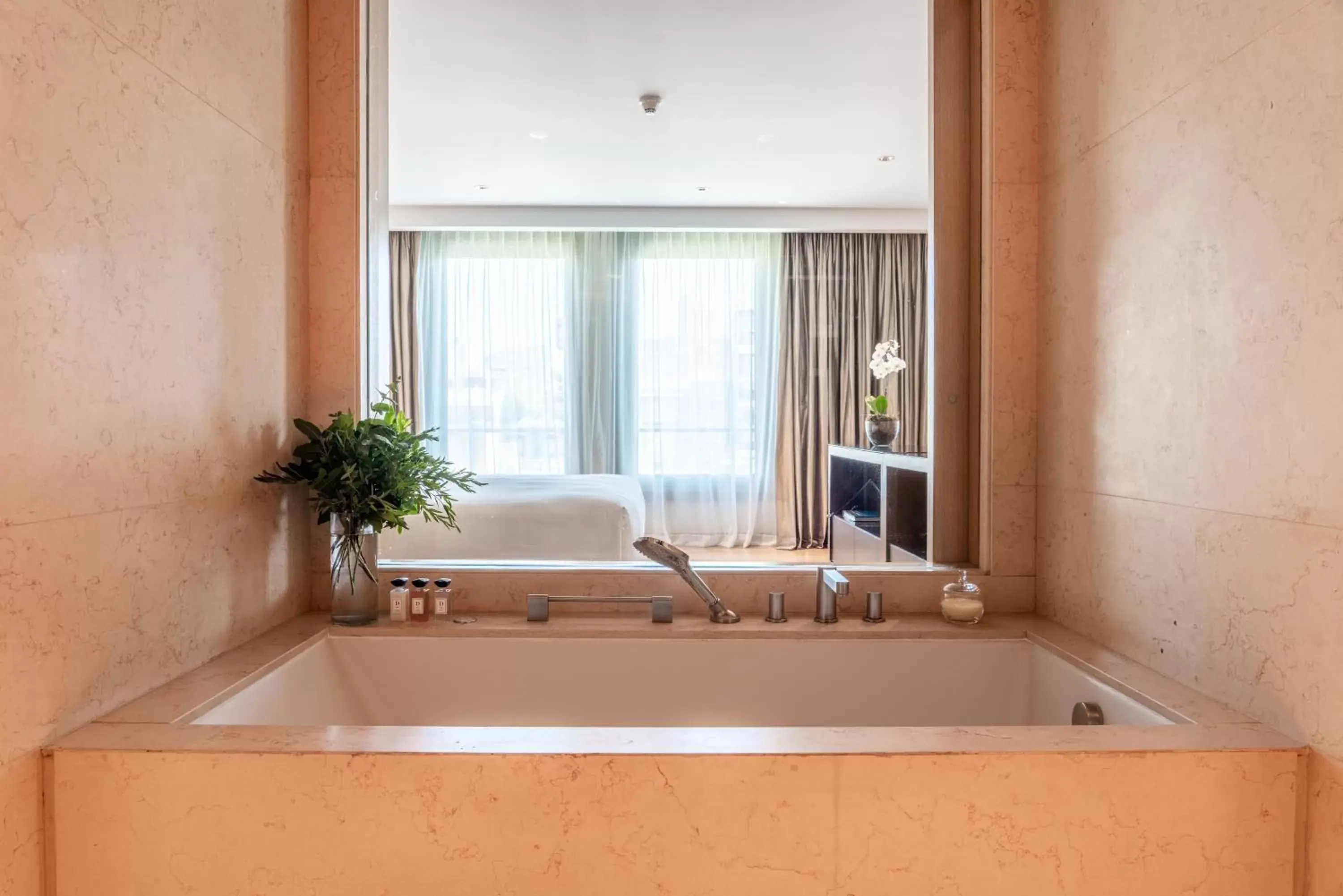 Bathroom in Palacio Duhau - Park Hyatt Buenos Aires