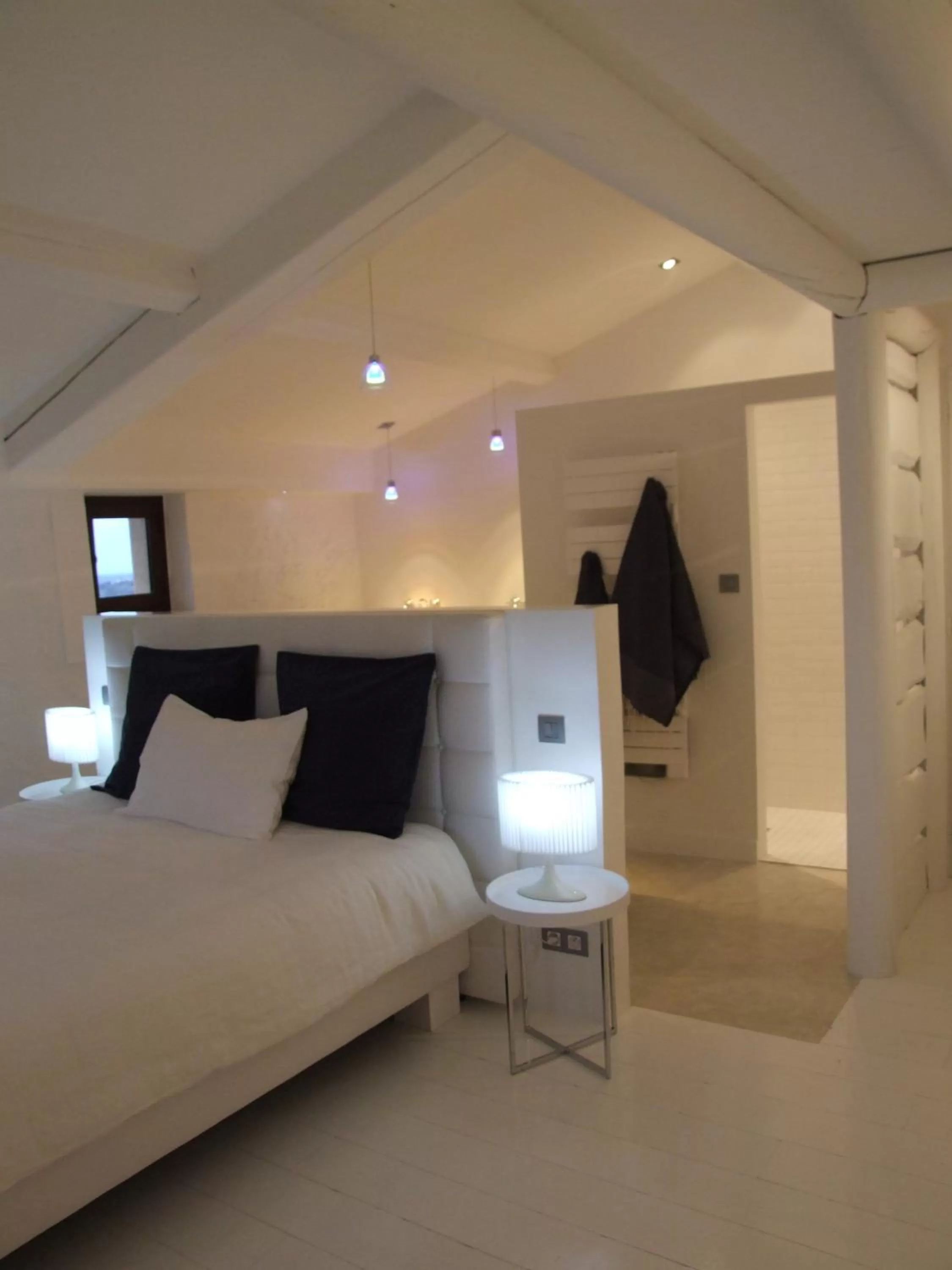 Decorative detail, Bed in La bergerie de Nano