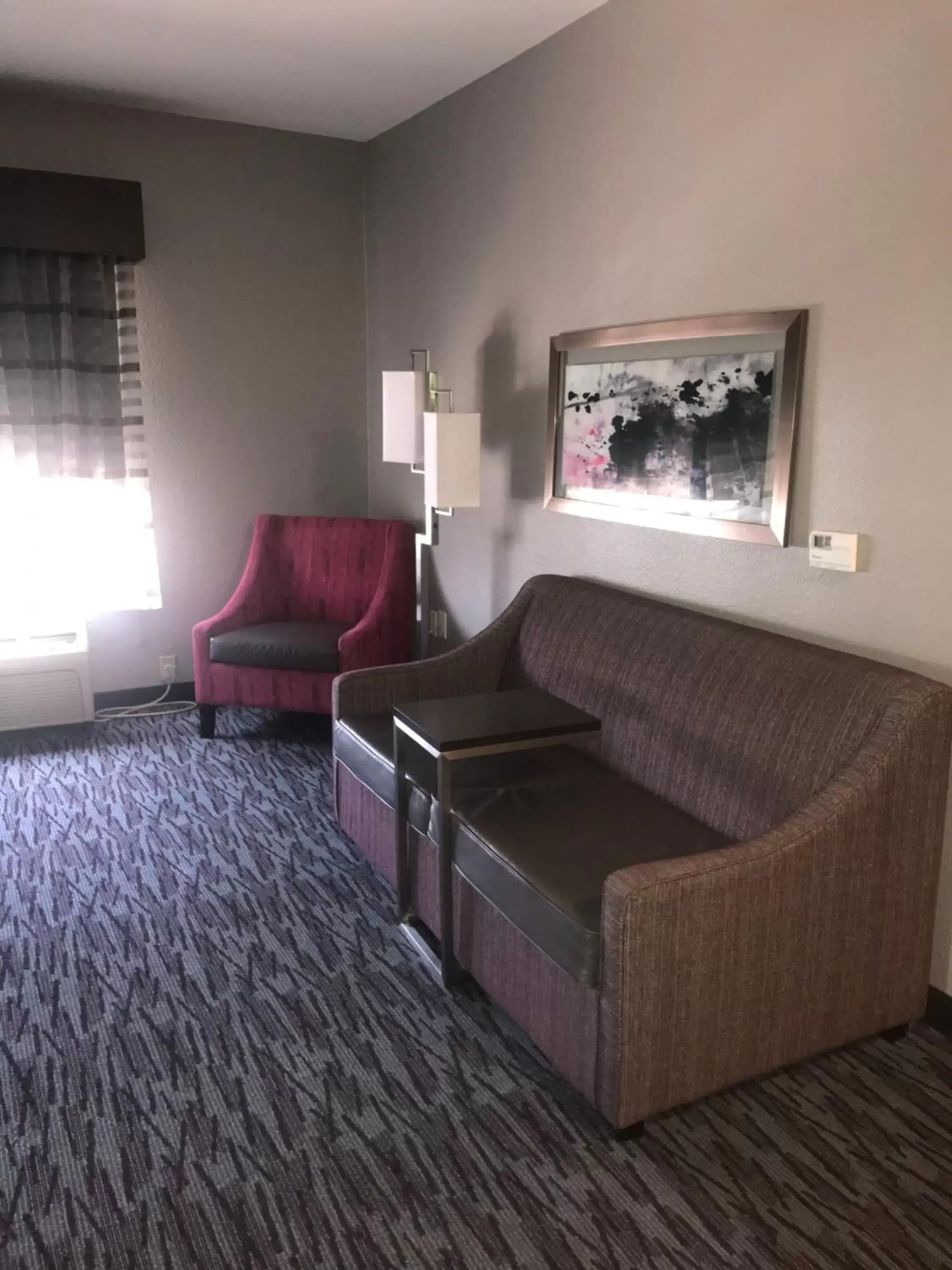 Living room, Seating Area in La Quinta by Wyndham Abilene Mall