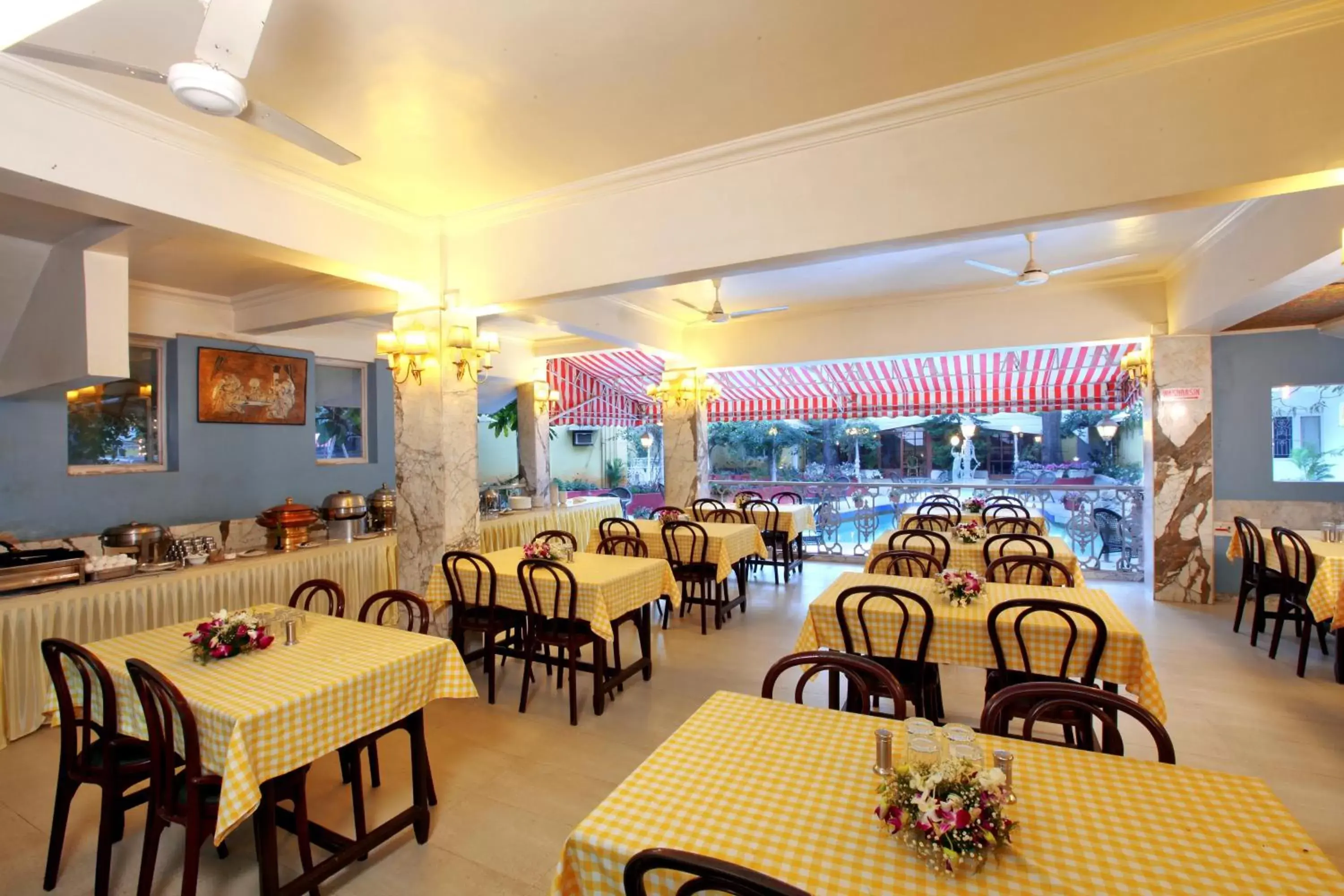 Restaurant/places to eat in Avion Holiday Resort Restaurant/places to eat in Avion Holiday Resort