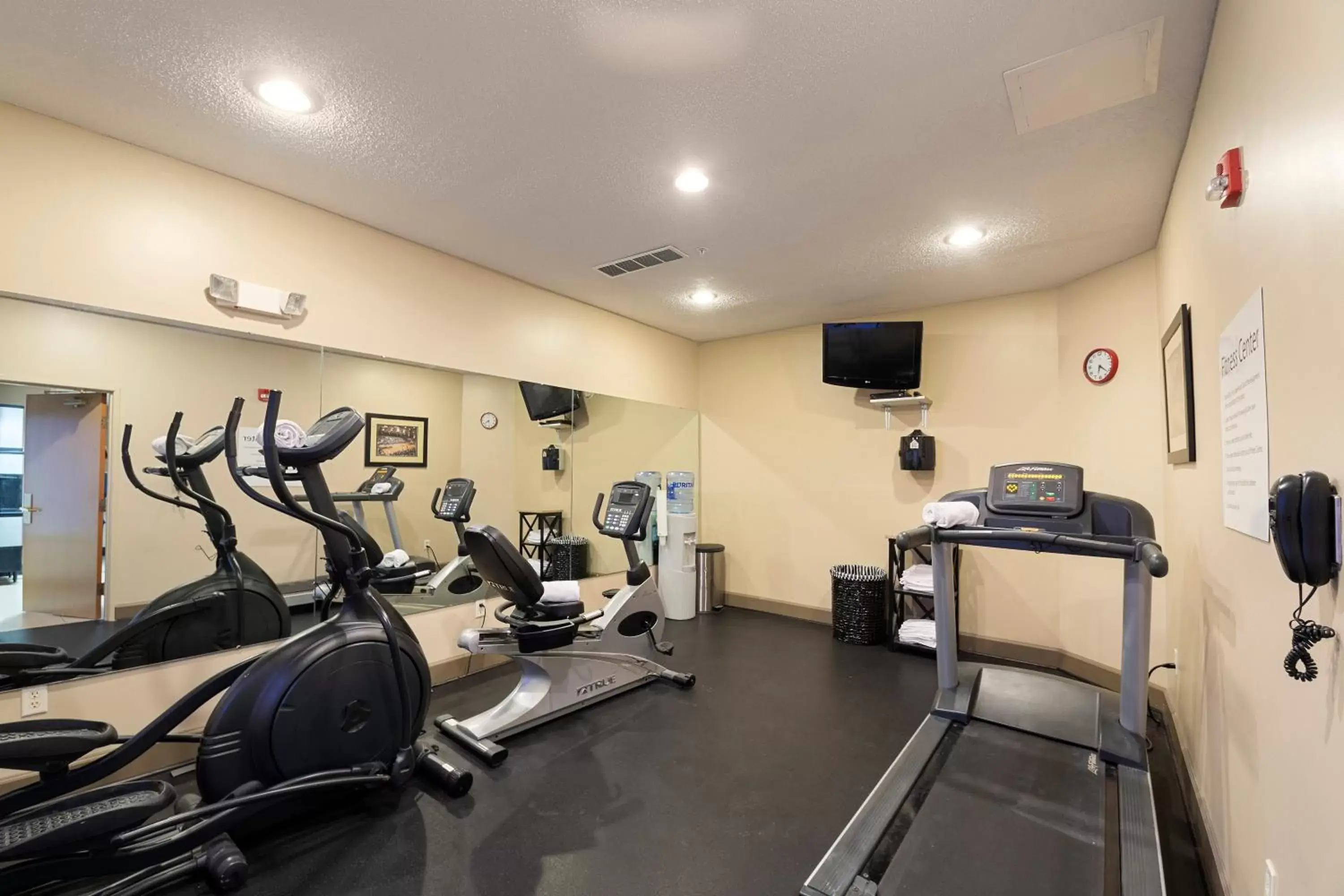 Fitness centre/facilities, Fitness Center/Facilities in Holiday Inn Express Bloomington West, an IHG Hotel