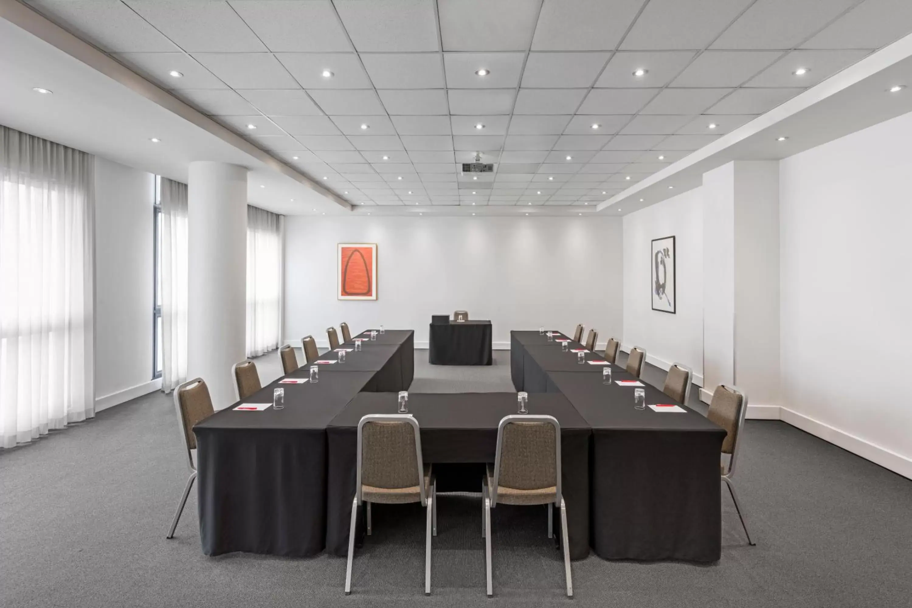Meeting/conference room in Adina Apartment Hotel Sydney, Darling Harbour