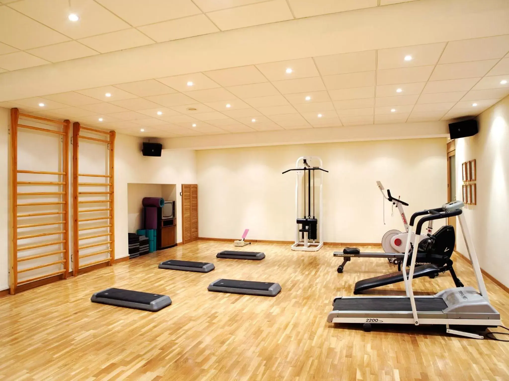 Fitness centre/facilities, Fitness Center/Facilities in Gaudi Hotel