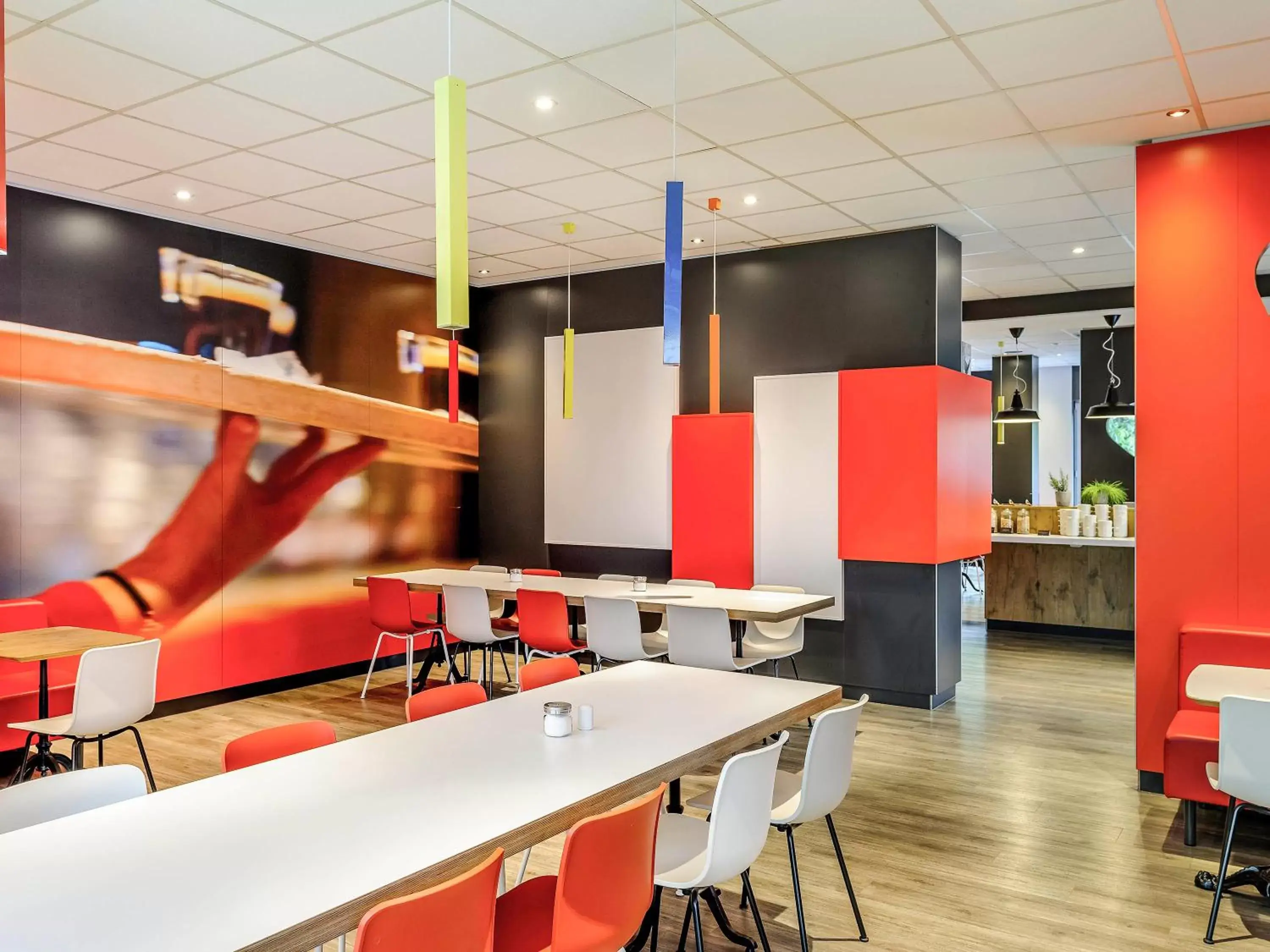 Restaurant/places to eat in ibis Hotel Frankfurt Airport