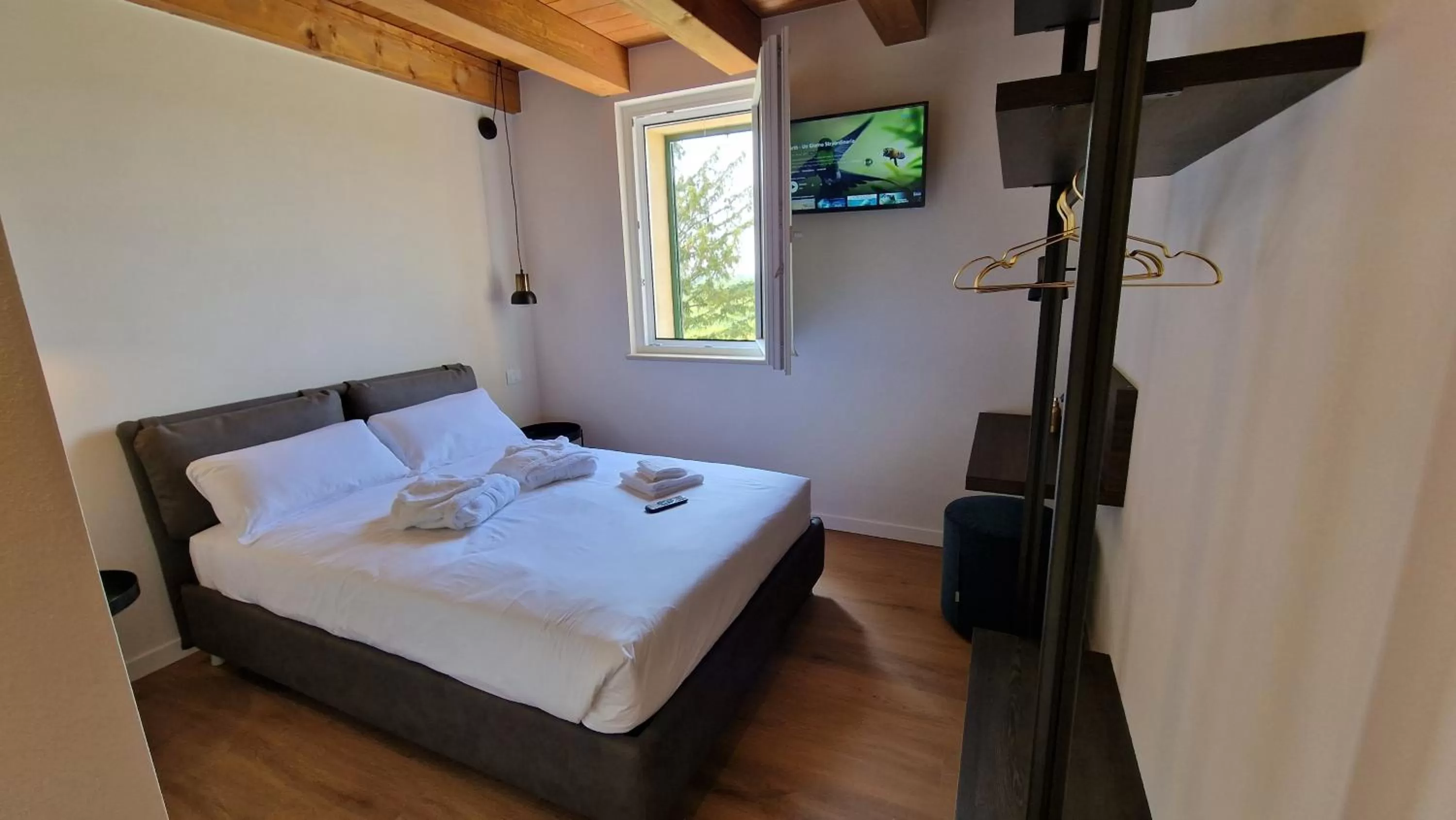 Photo of the whole room, Bed in Casa Ossan