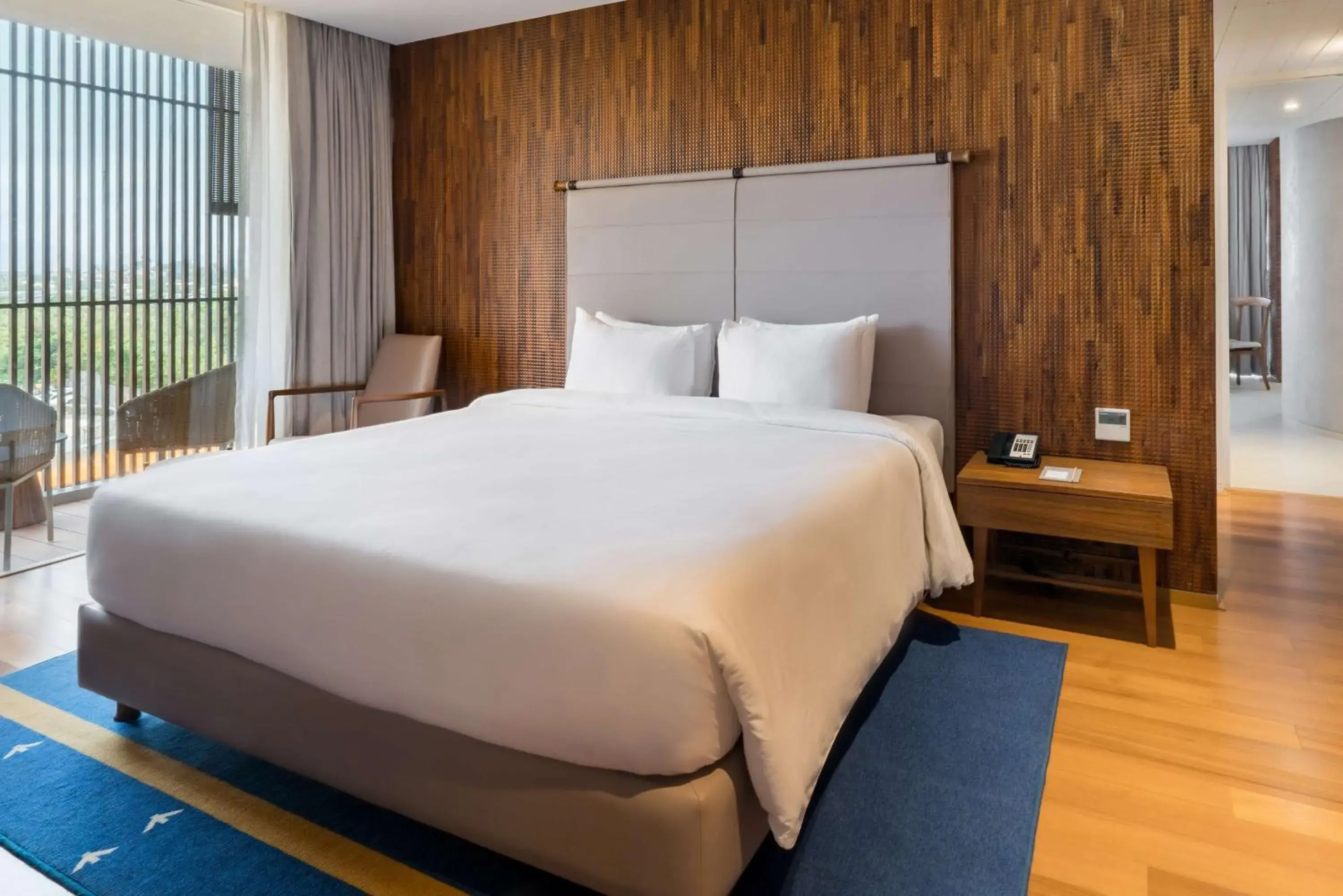 Bed in Radisson Resort and Spa Lonavala