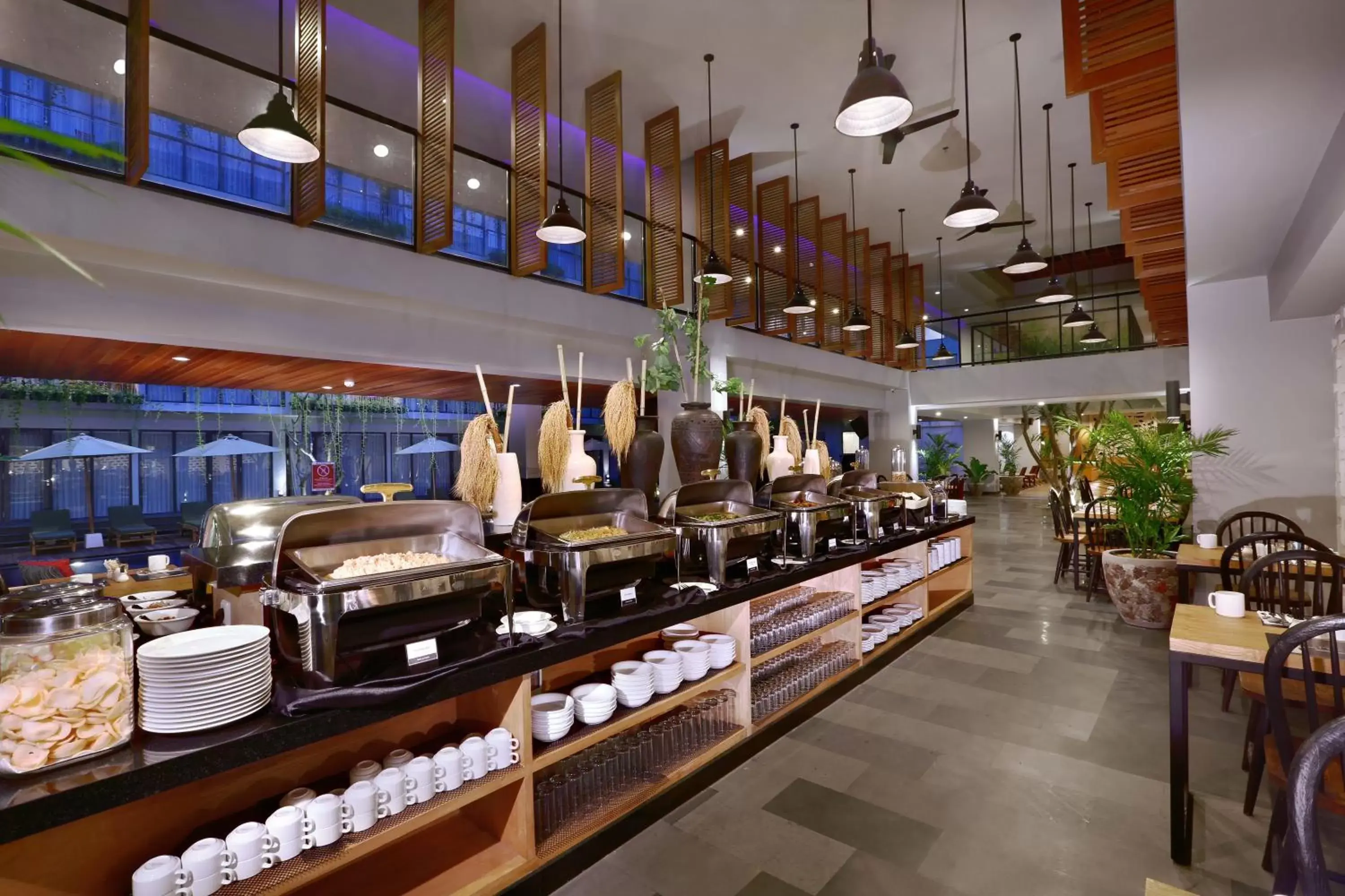 Restaurant/places to eat in Hotel NEO+ Kuta Legian by ASTON Restaurant/places to eat in Hotel NEO+ Kuta Legian by ASTON