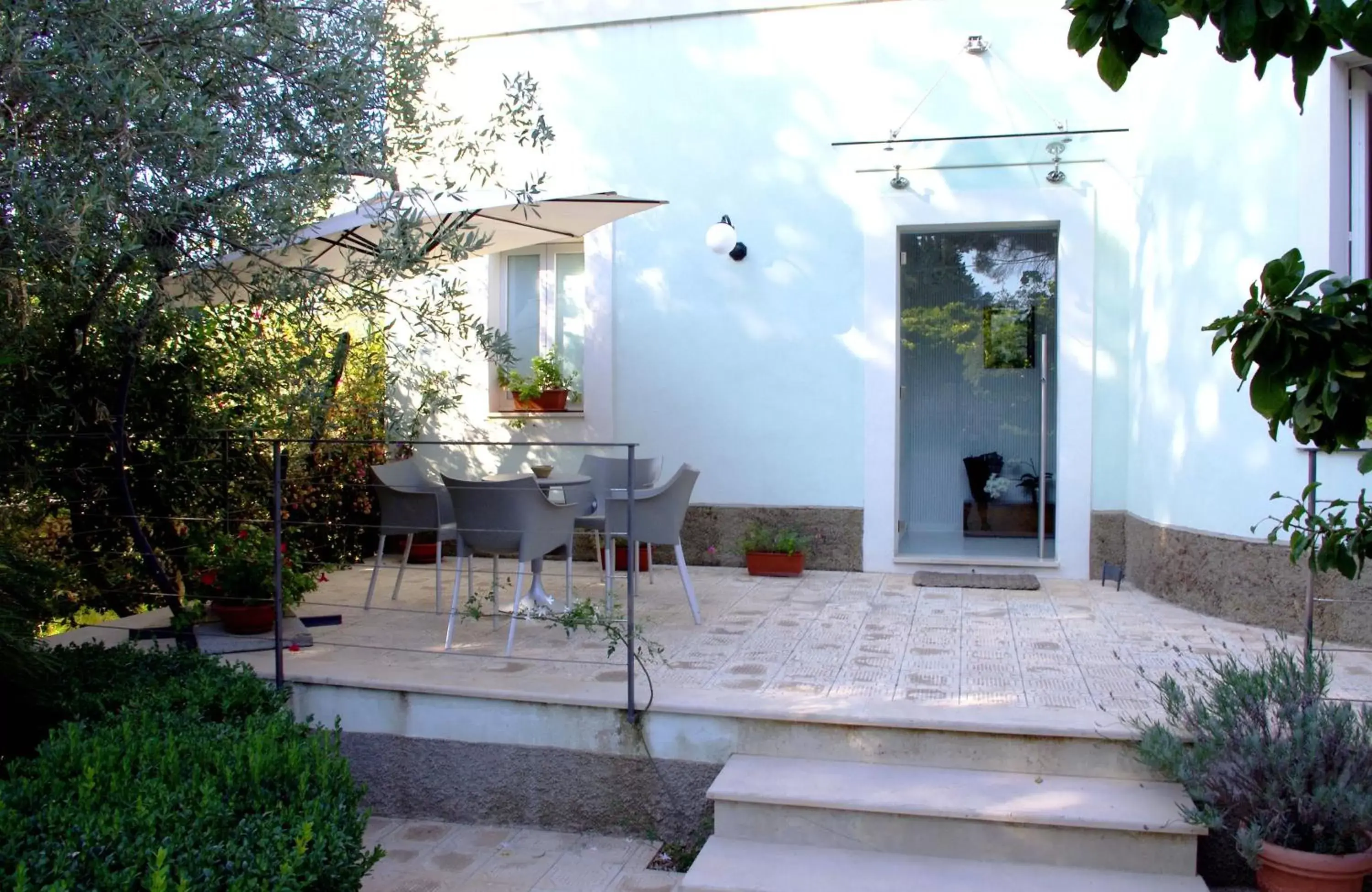 Facade/entrance, Property Building in La Piccola Locanda