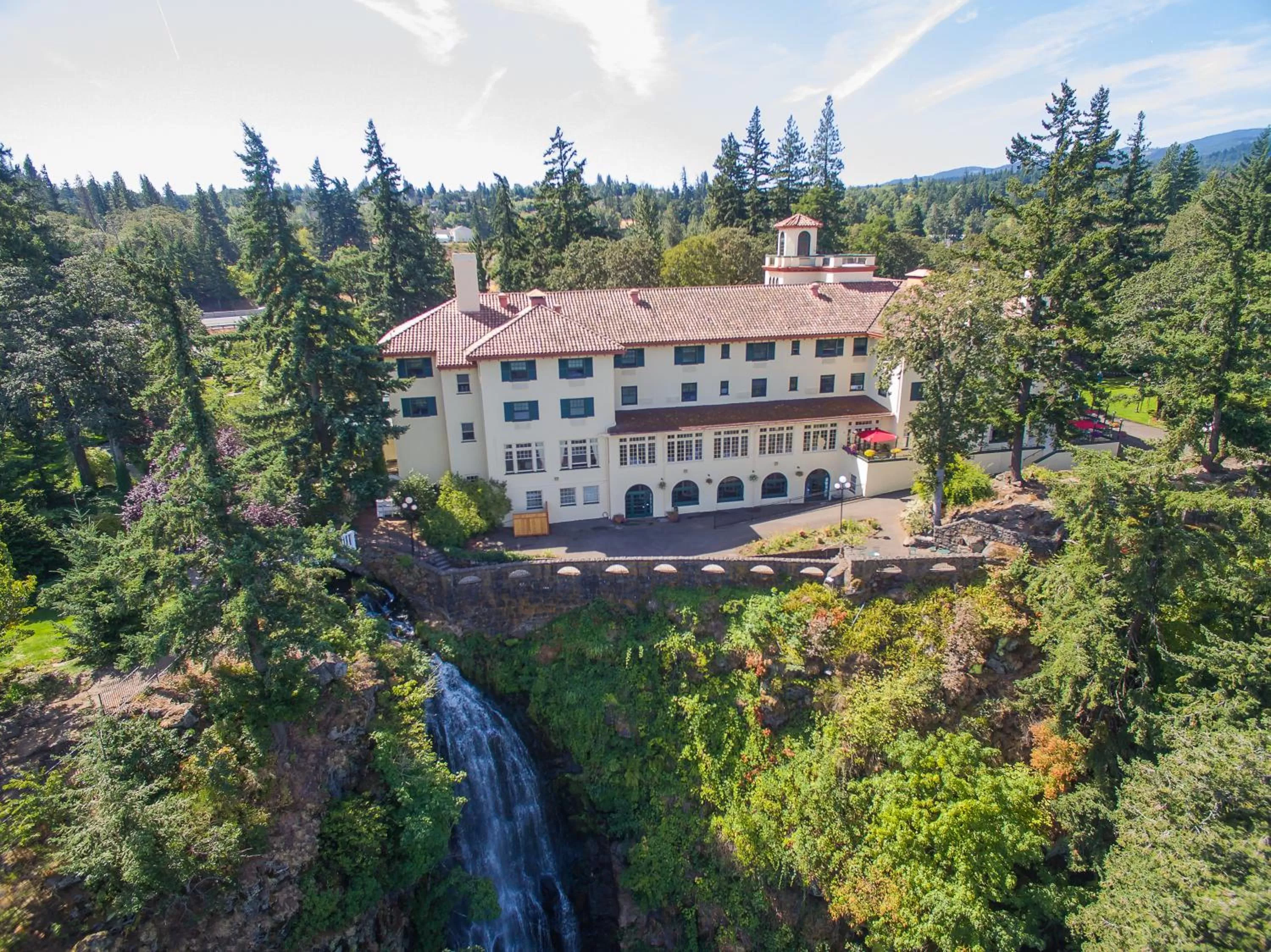 Property building in Columbia Gorge Hotel & Spa