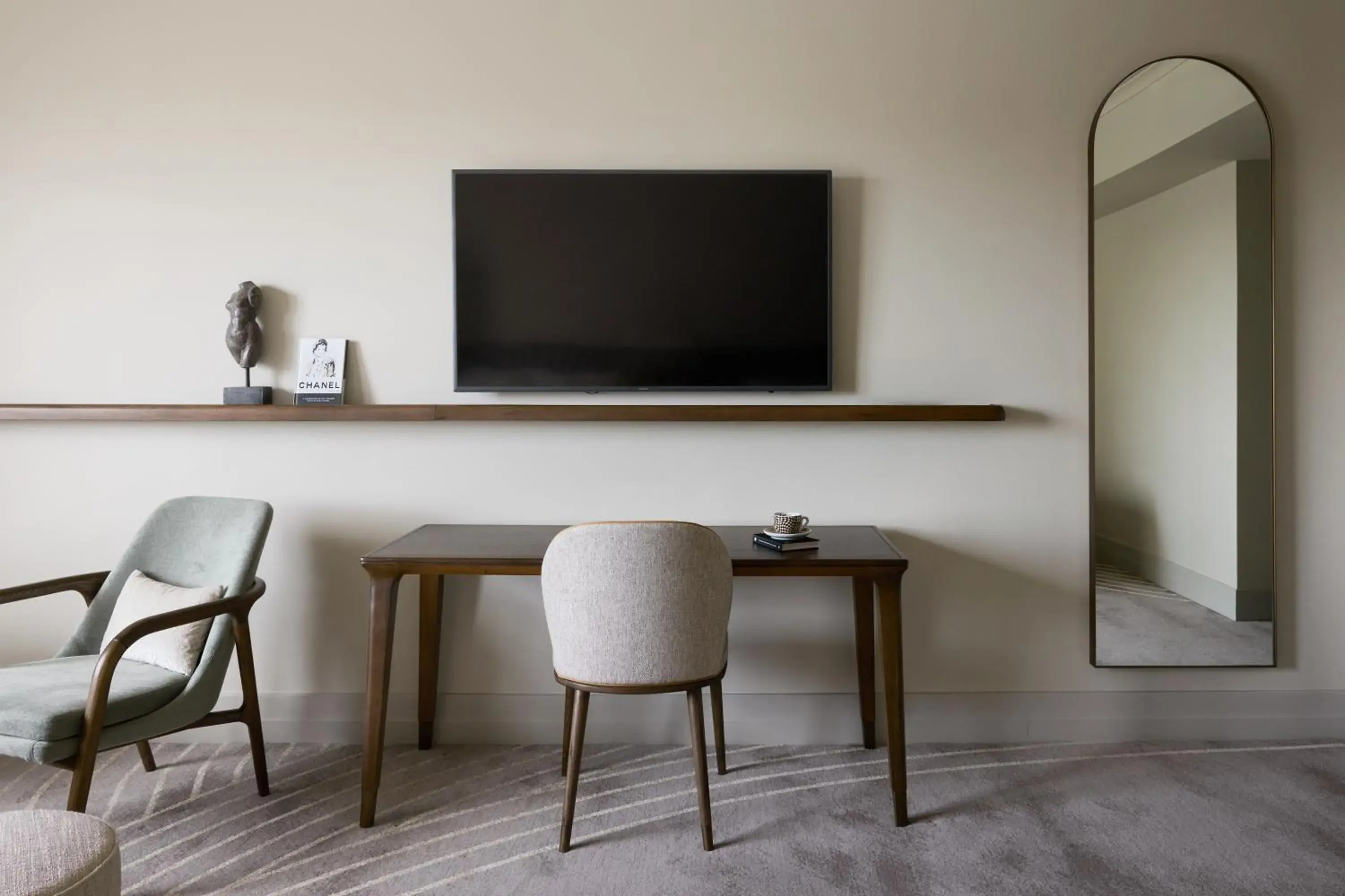 Living room, TV/Entertainment Center in The Playford Adelaide - MGallery by Sofitel