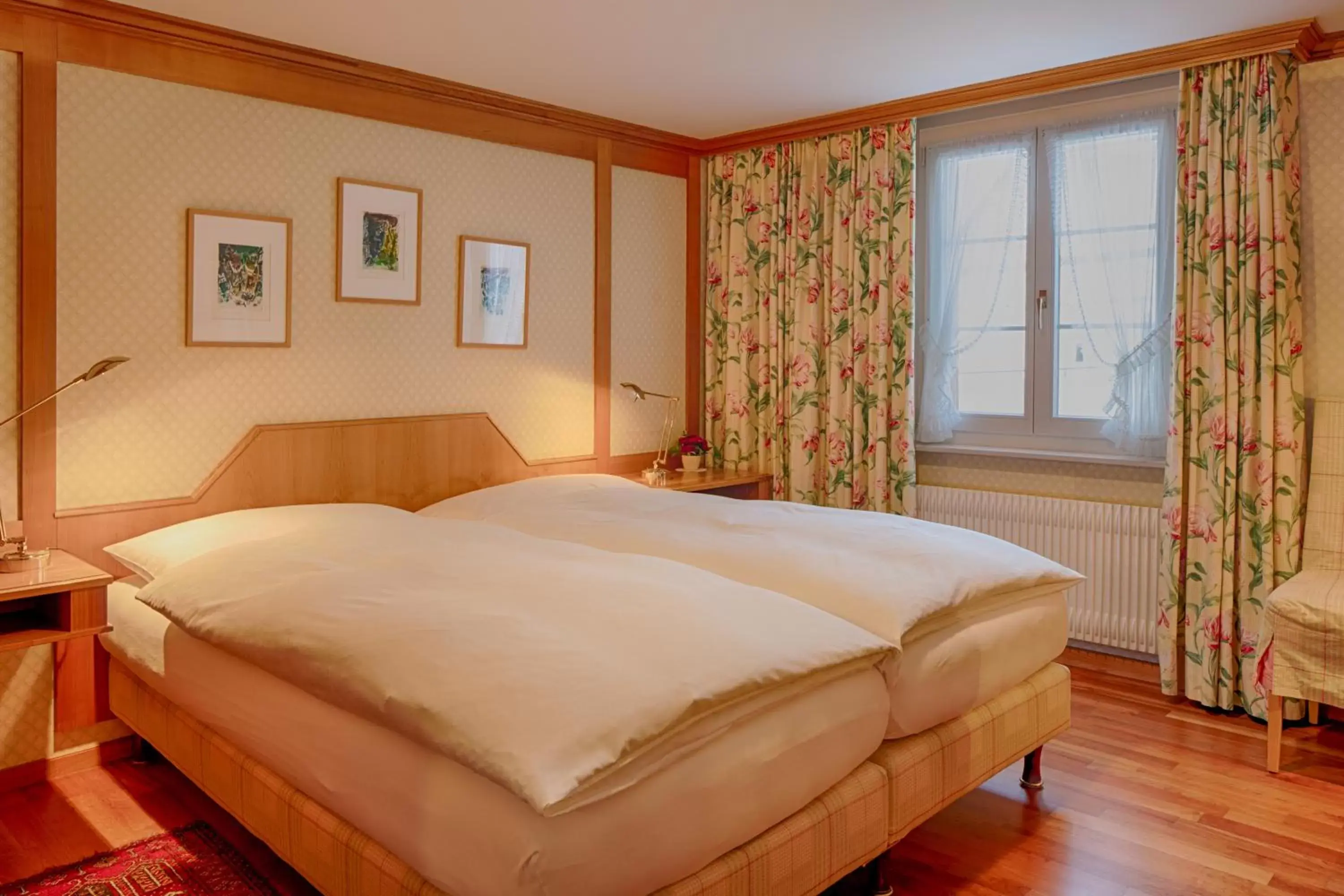 Photo of the whole room, Bed in Romantik Hotel Säntis