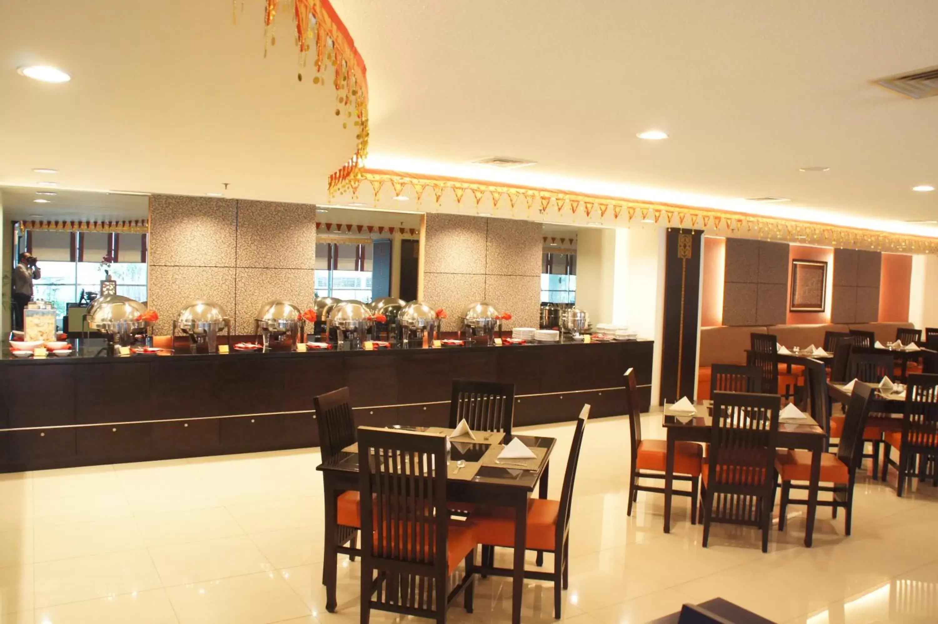 Restaurant/Places to Eat in Balairung Hotel Jakarta