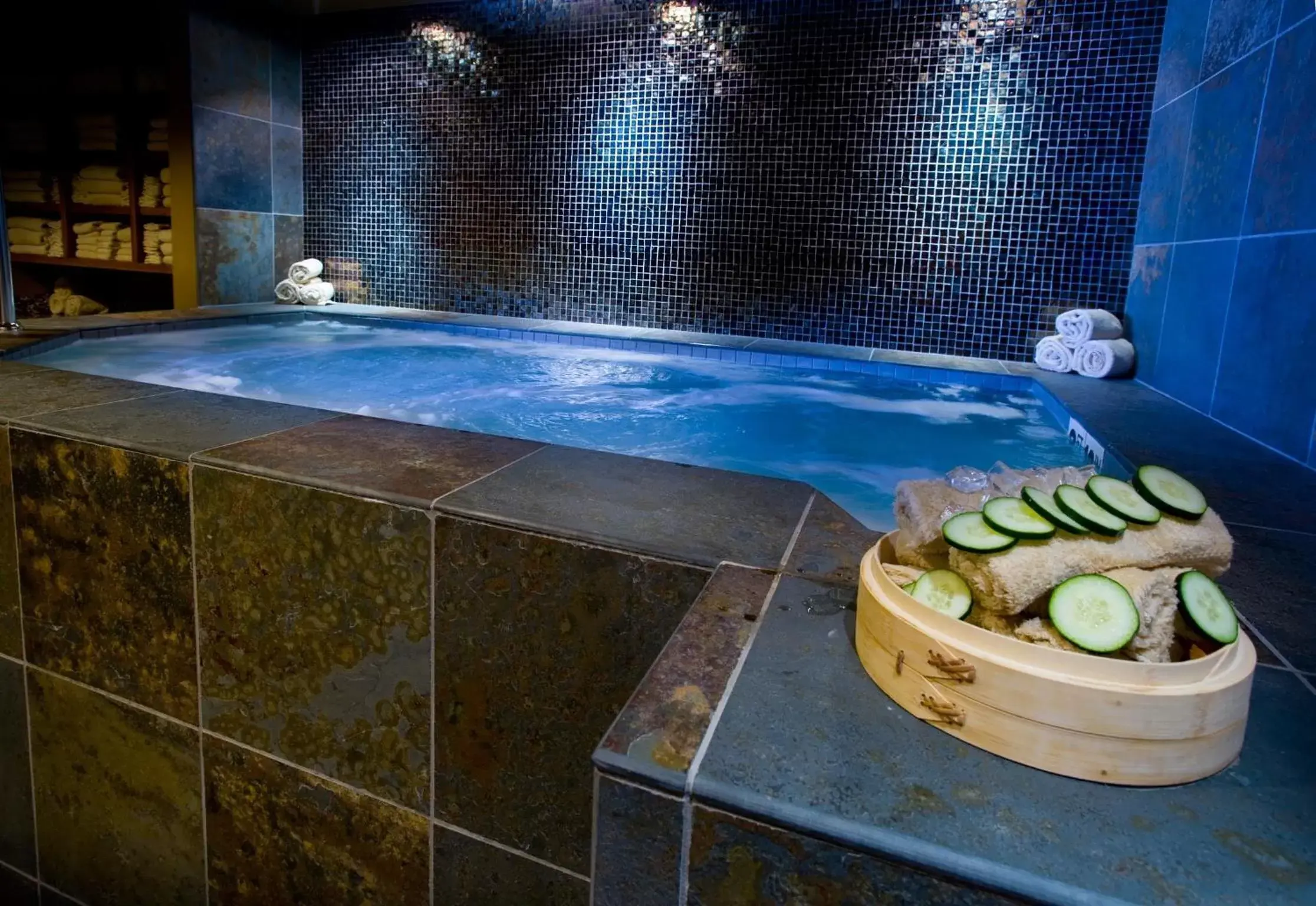Hot Tub, Swimming Pool in Teton Mountain Lodge and Spa, a Noble House Resort