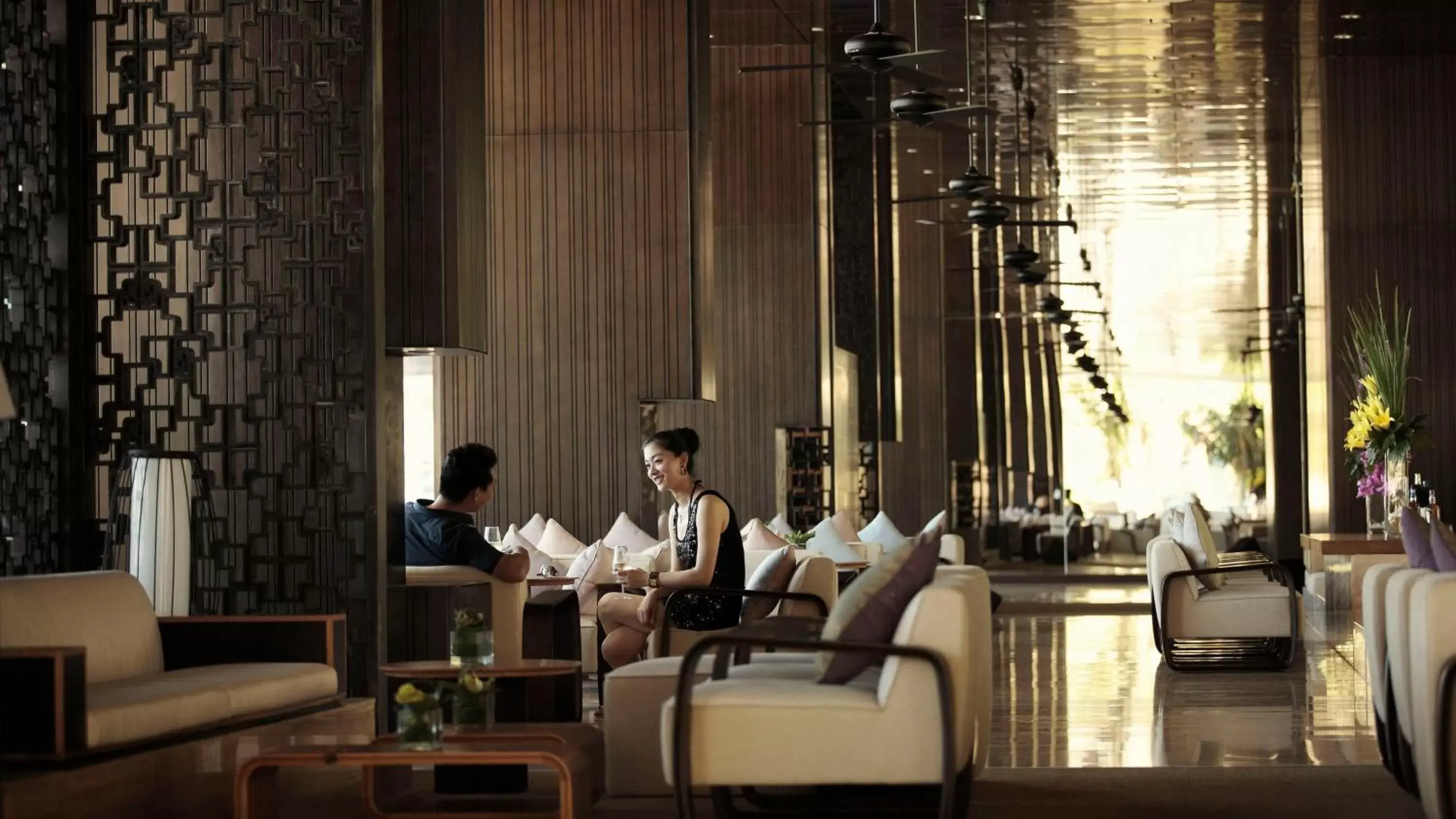 Lounge or bar in InterContinental Sanya Resort, an IHG Hotel