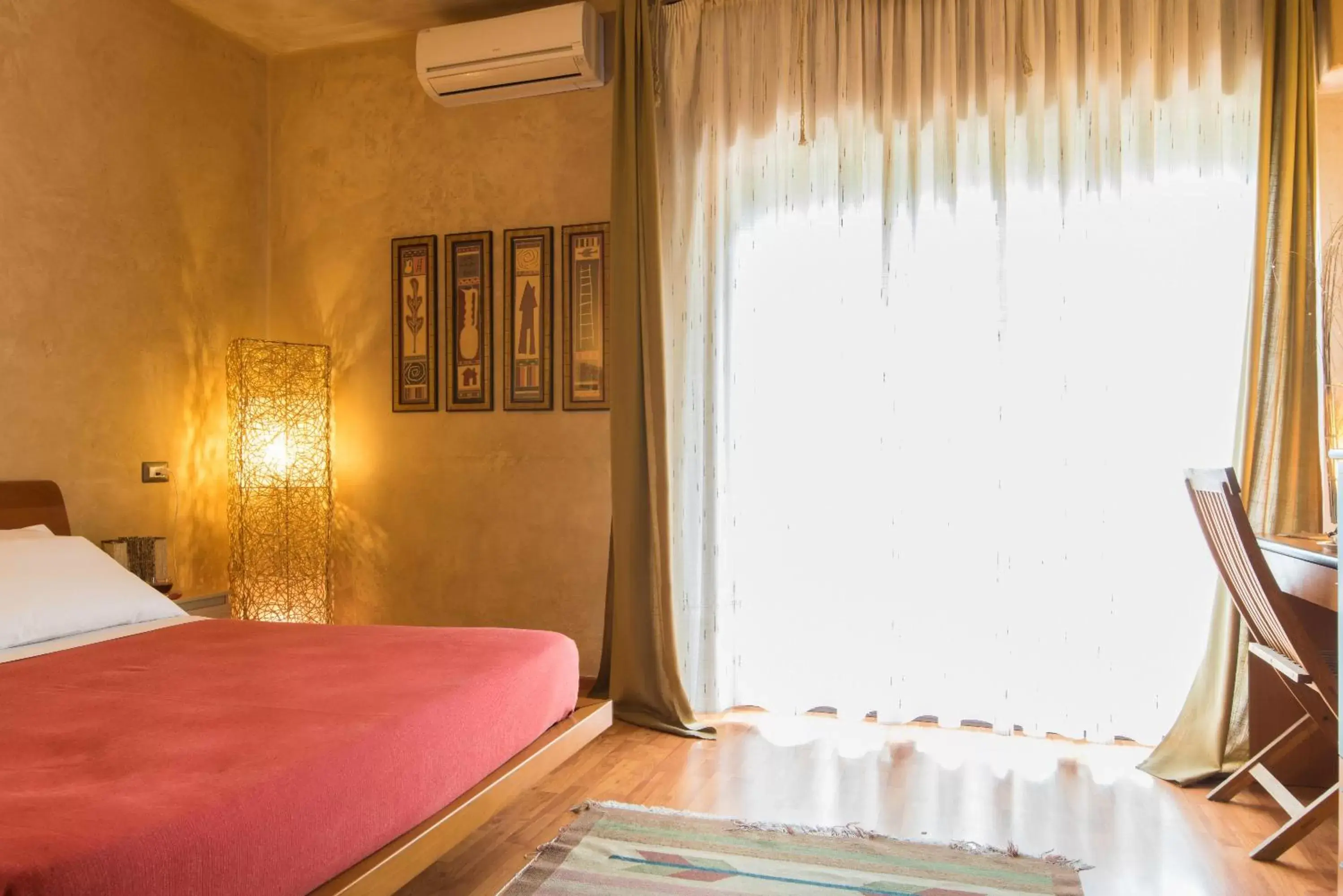 Bed in Villa Morgana Resort and Spa