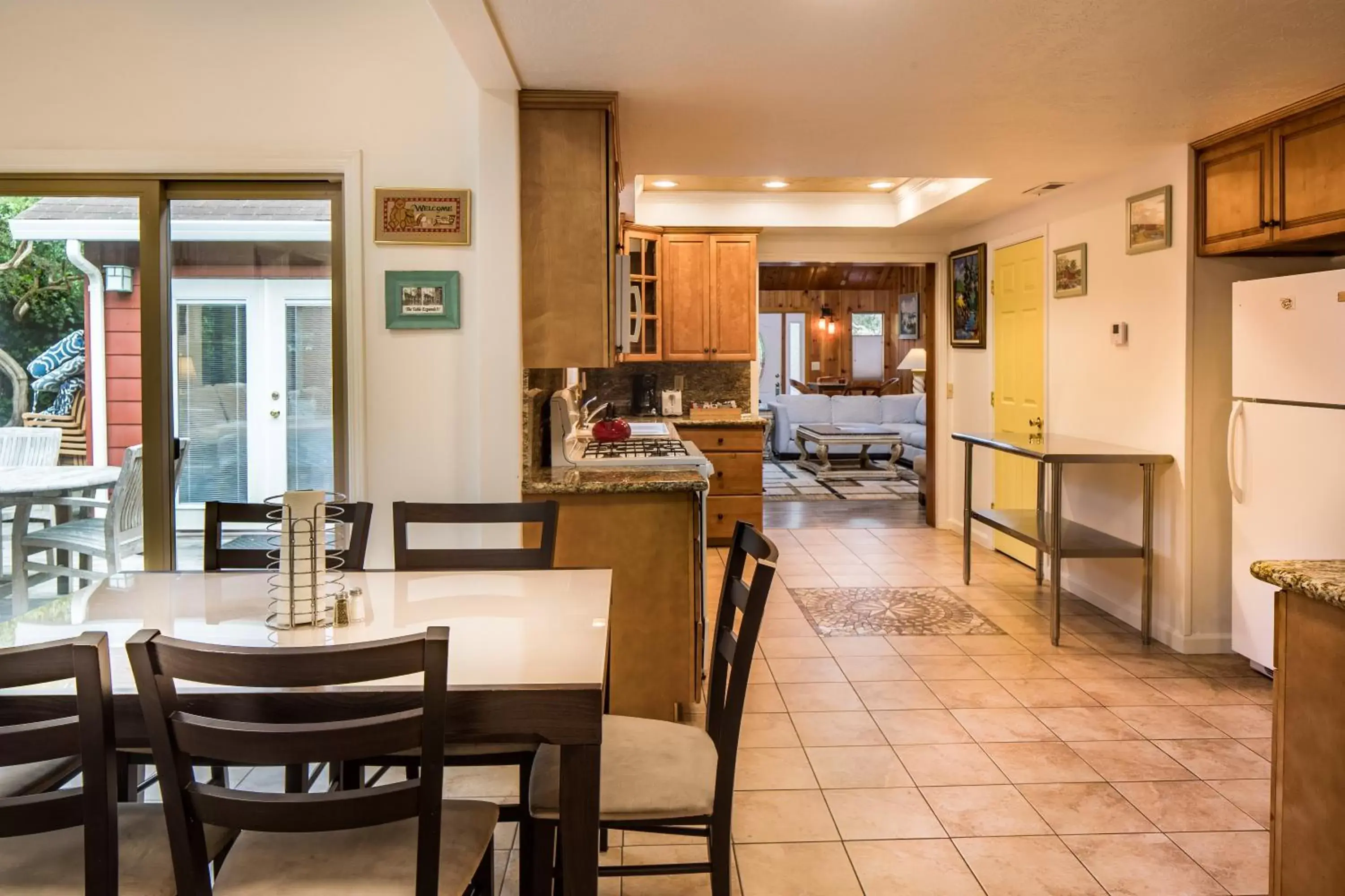 Kitchen or kitchenette in Andril Fireplace Cottages