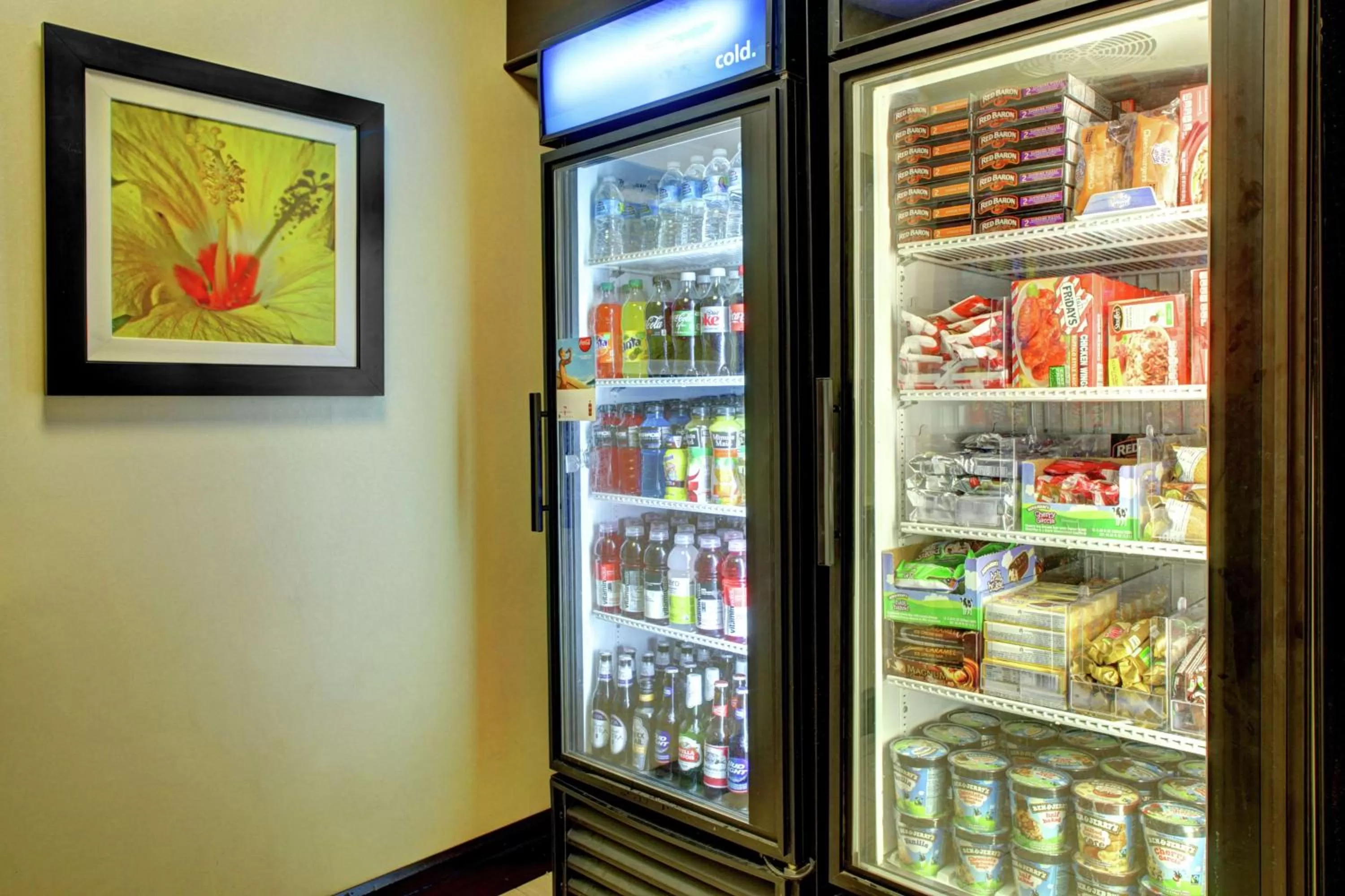 Restaurant/places to eat in Hampton Inn & Suites Camarillo