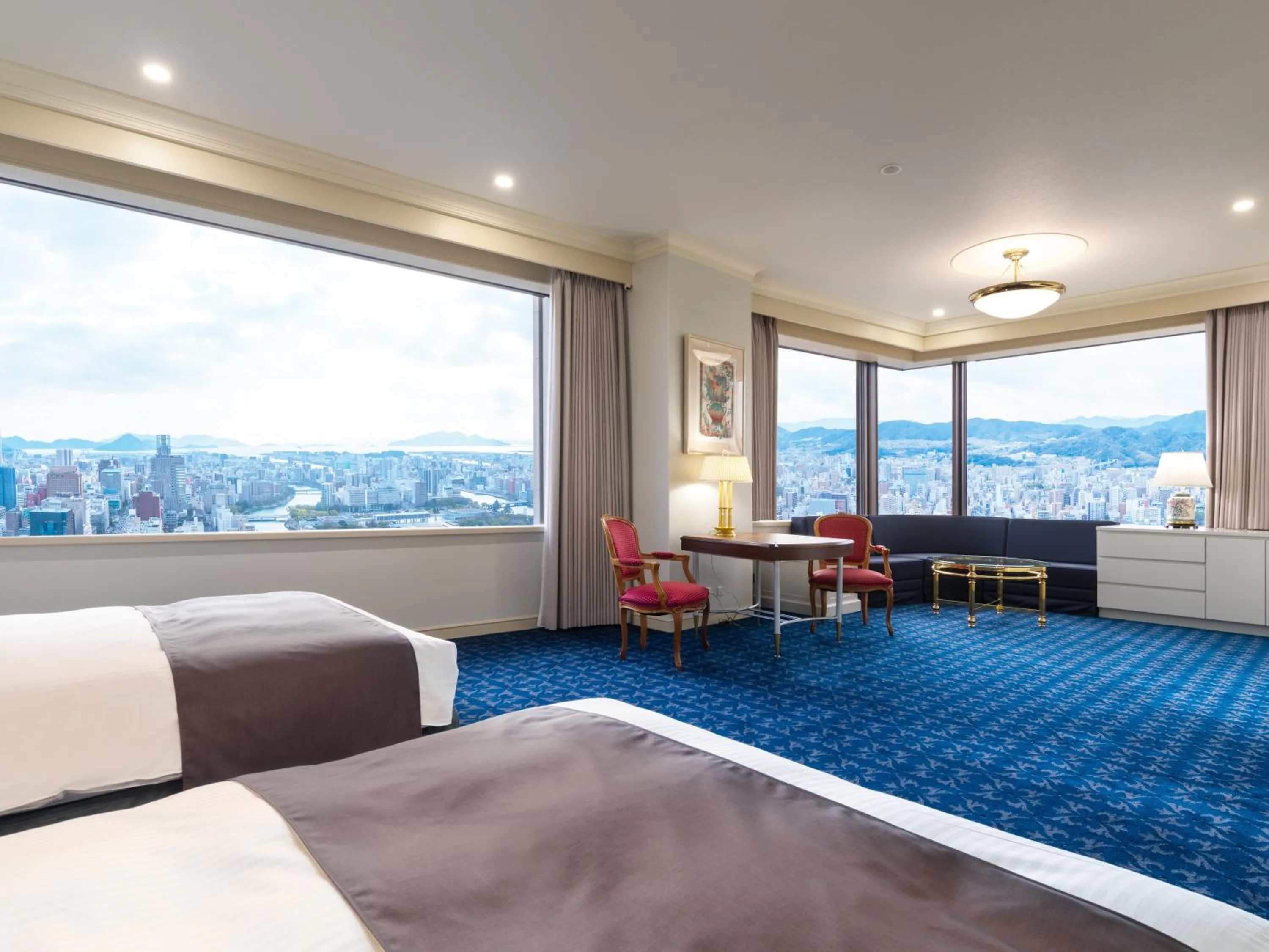 Photo of the whole room, Bed in Rihga Royal Hotel Hiroshima