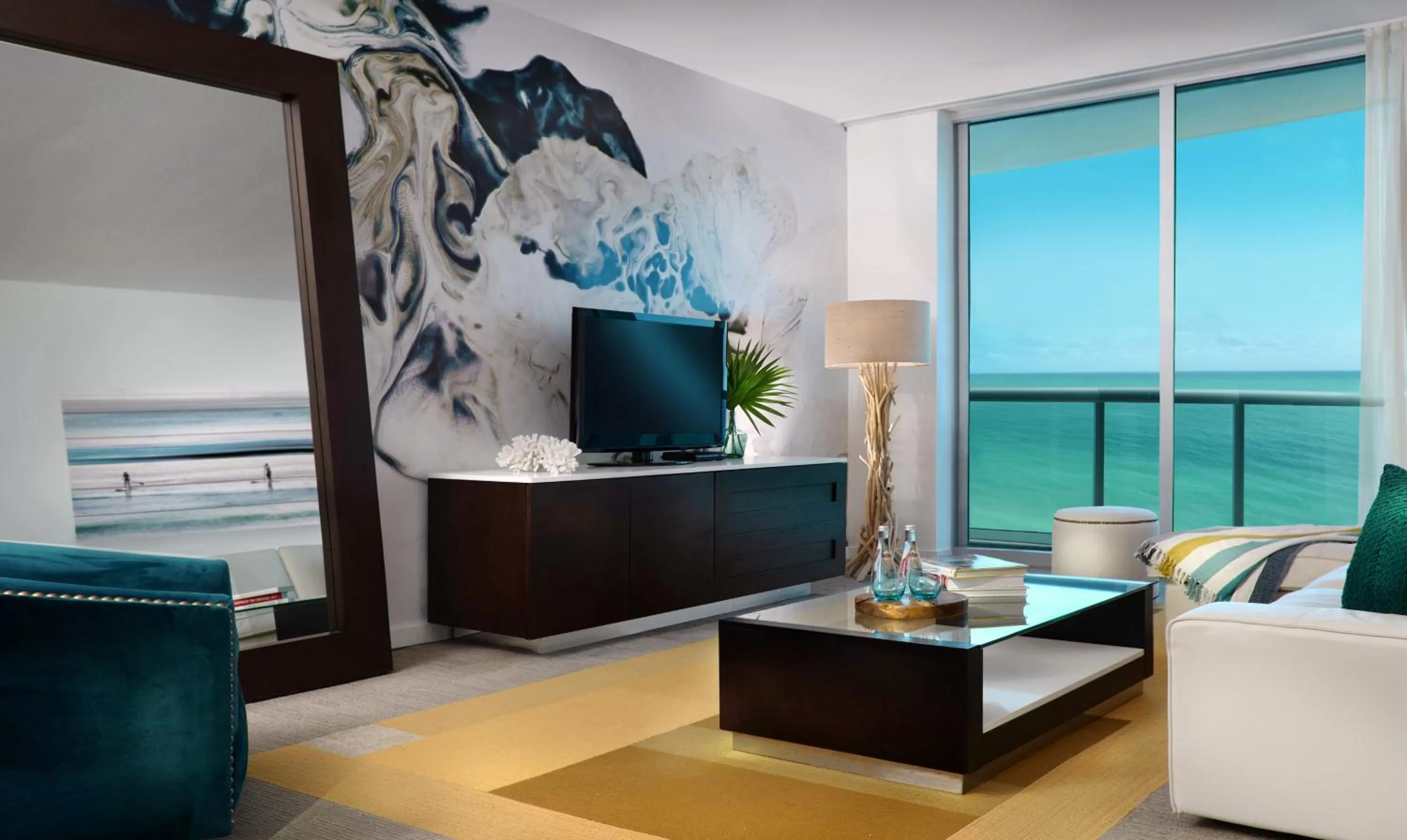 TV and multimedia in Sole Miami, A Noble House Resort