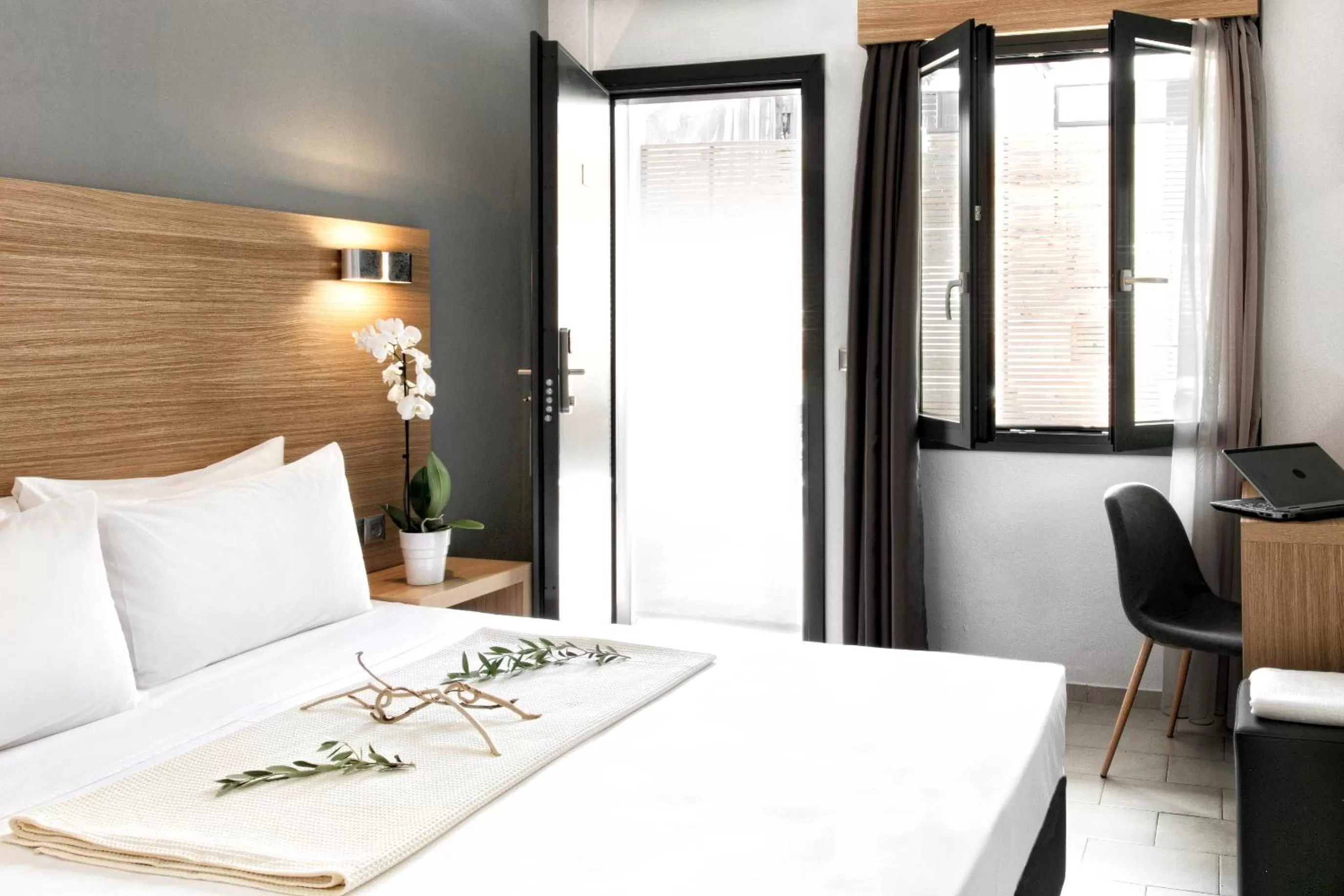 Bed in Atlas Skiathos