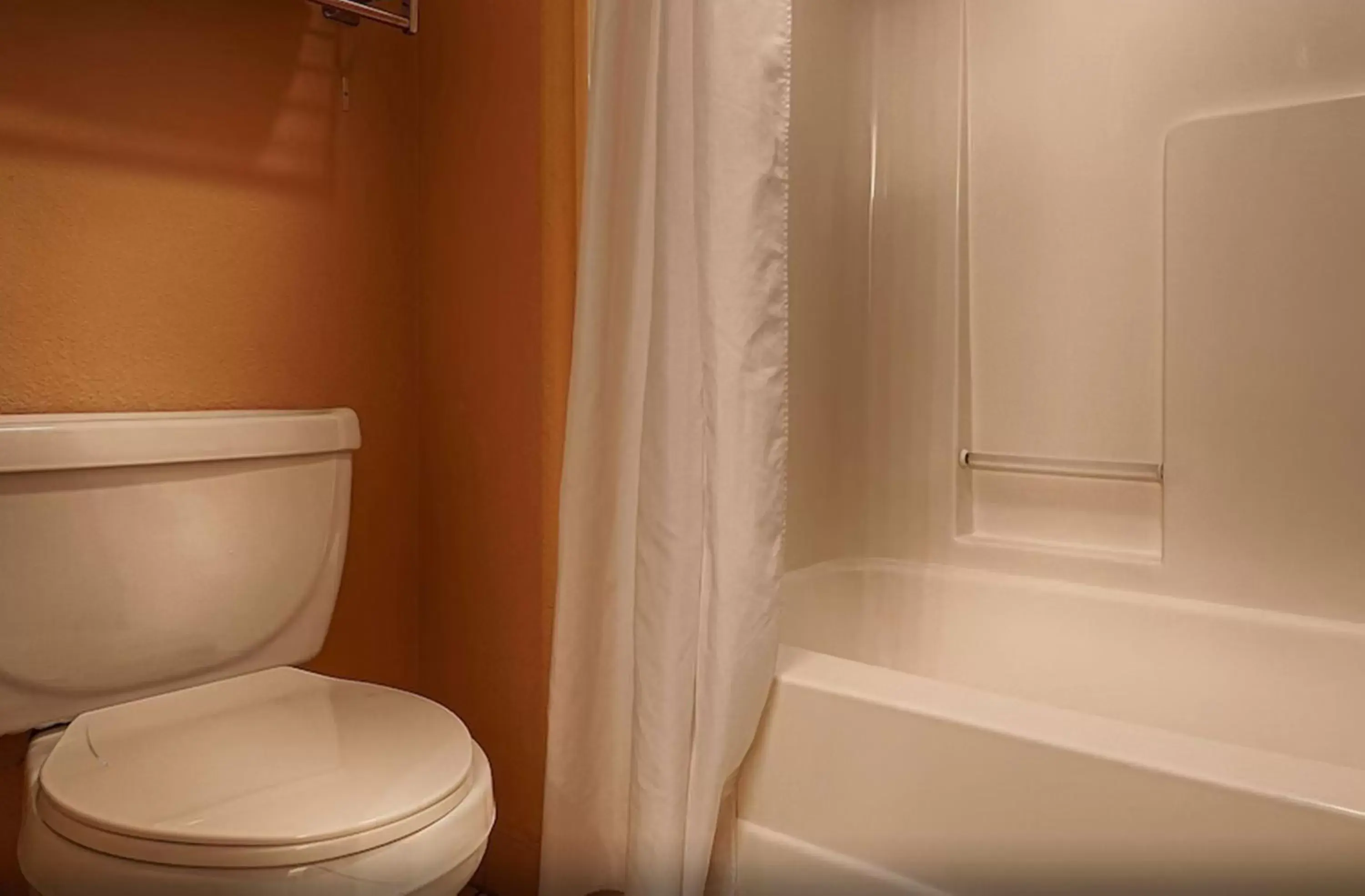 Bathroom in Best Western Bayou Inn