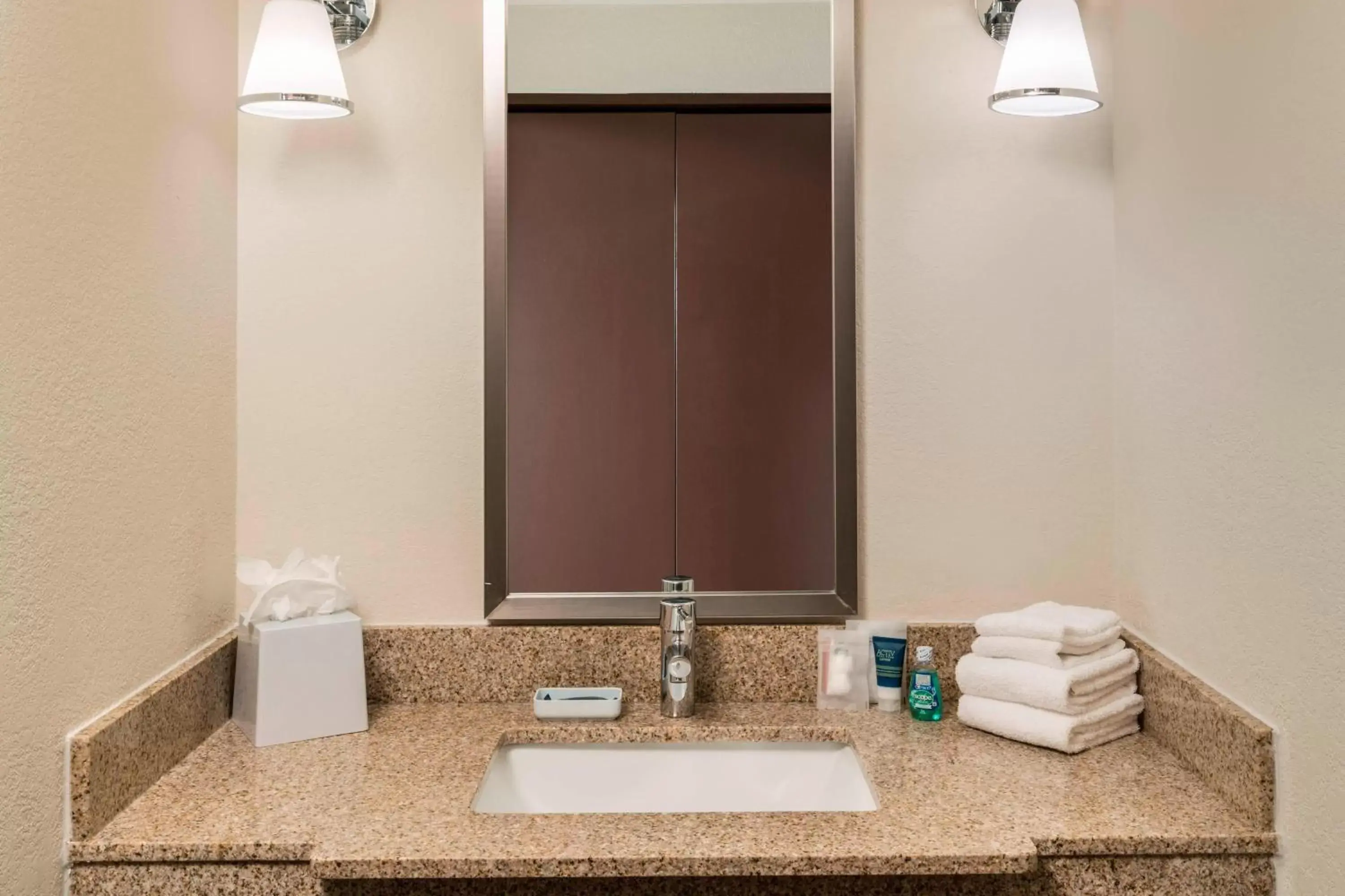 Bathroom in Four Points by Sheraton Boston Logan Airport Revere