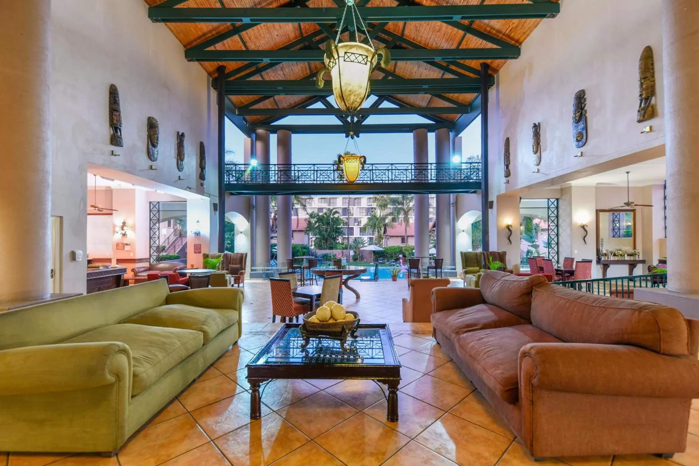 Lounge or bar, Seating Area in Mercure Hotel Nelspruit