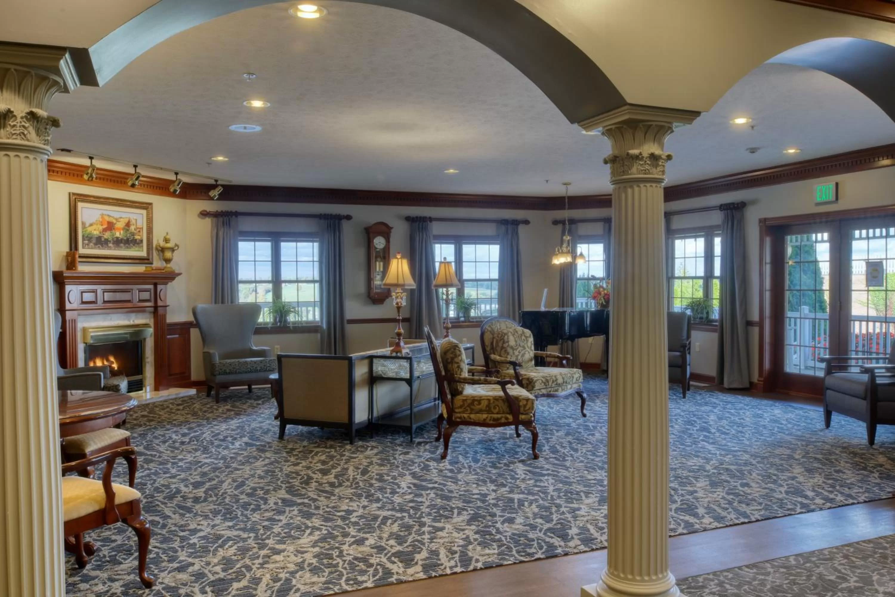 Lobby or reception in Carlisle Inn Walnut Creek