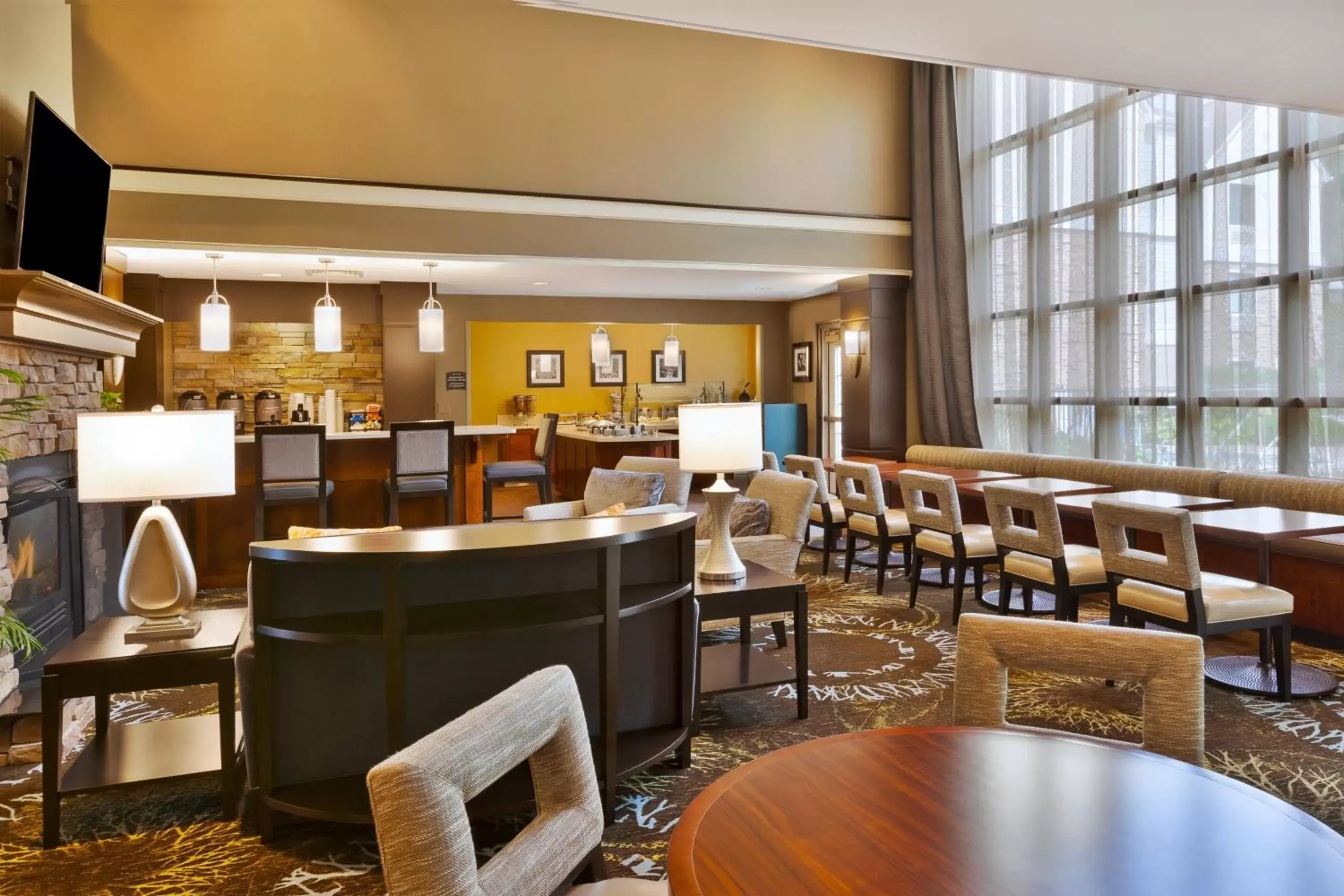 Restaurant/places to eat in Staybridge Suites Detroit-Utica by IHG Restaurant/places to eat in Staybridge Suites Detroit-Utica by IHG