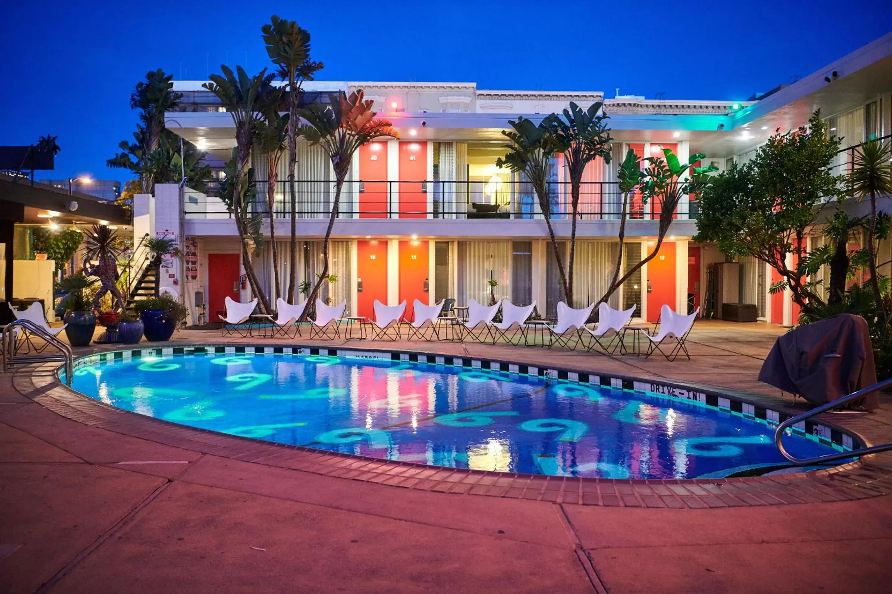 Swimming Pool in Phoenix Hotel