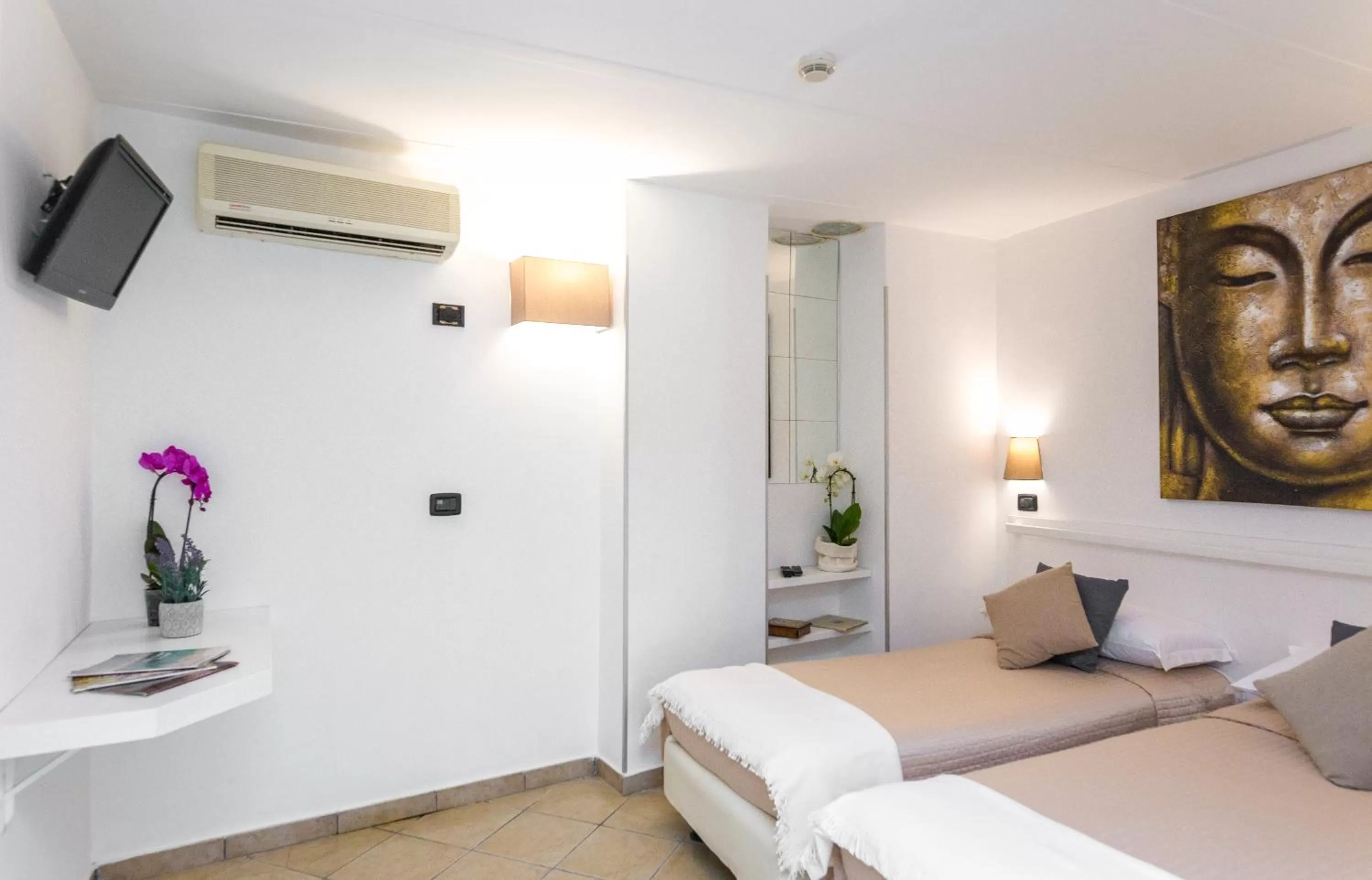 Bed in Hotel Rivoli Sorrento